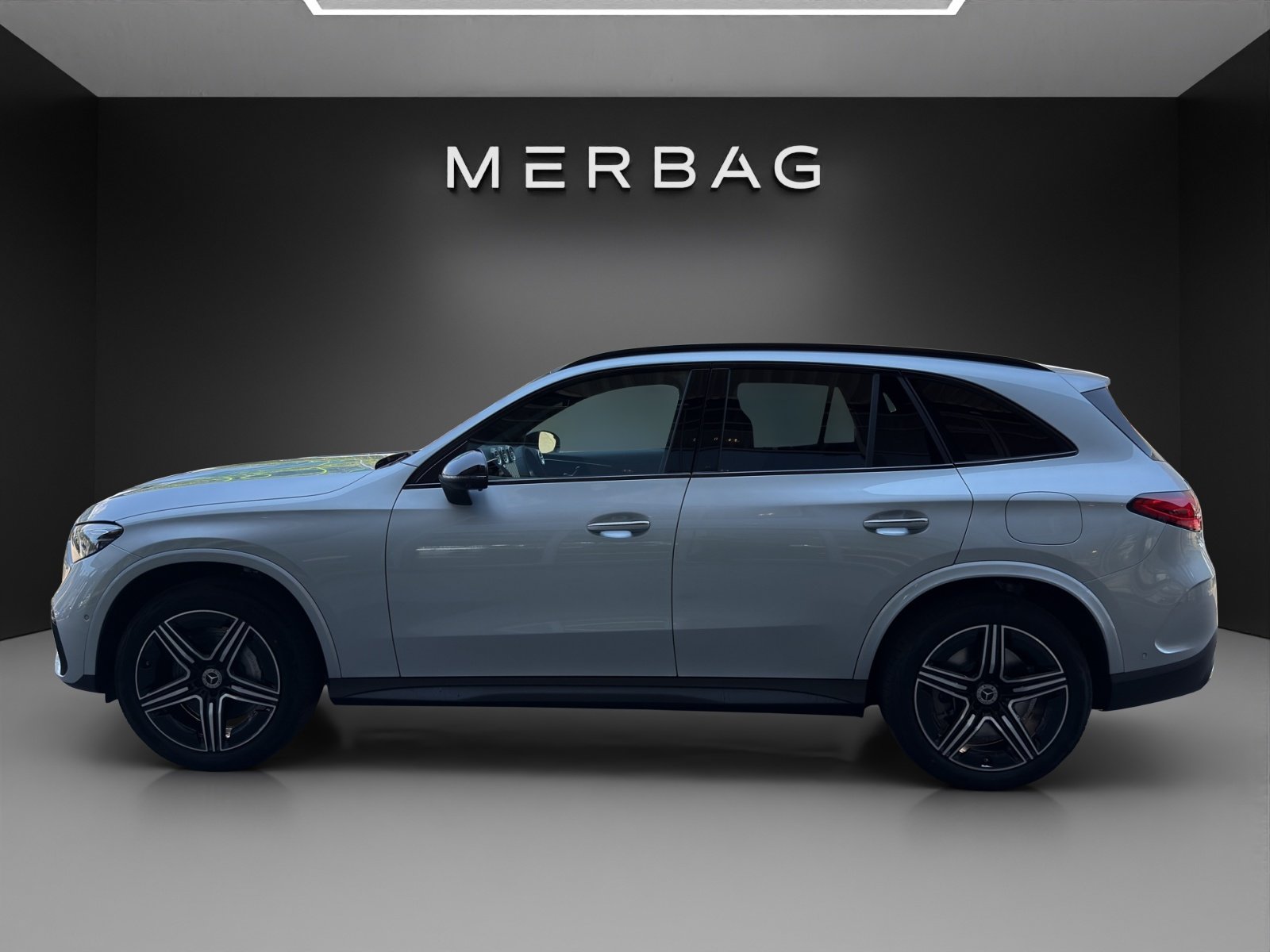 MERCEDES-BENZ GLC 300 e 4Matic 9G-Tronic EQ star, Plug-in-Hybrid Benzin/Elektro, Neuwagen, Automatik - 2