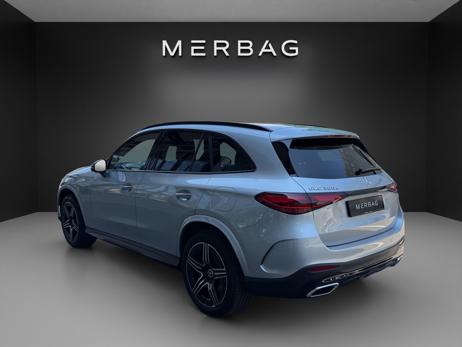 MERCEDES-BENZ GLC 300 e 4Matic 9G-Tronic EQ star, Plug-in-Hybrid Benzin/Elektro, Neuwagen, Automatik - 3