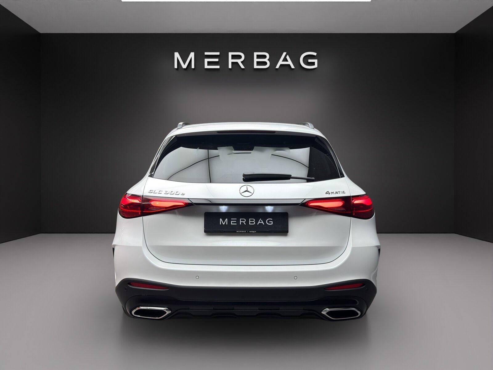 MERCEDES-BENZ GLC 300 e 4MATIC with EQ-Star Hybrid, Plug-in-Hybrid Benzina/Elettrica, Auto nuove, Automatico - 5