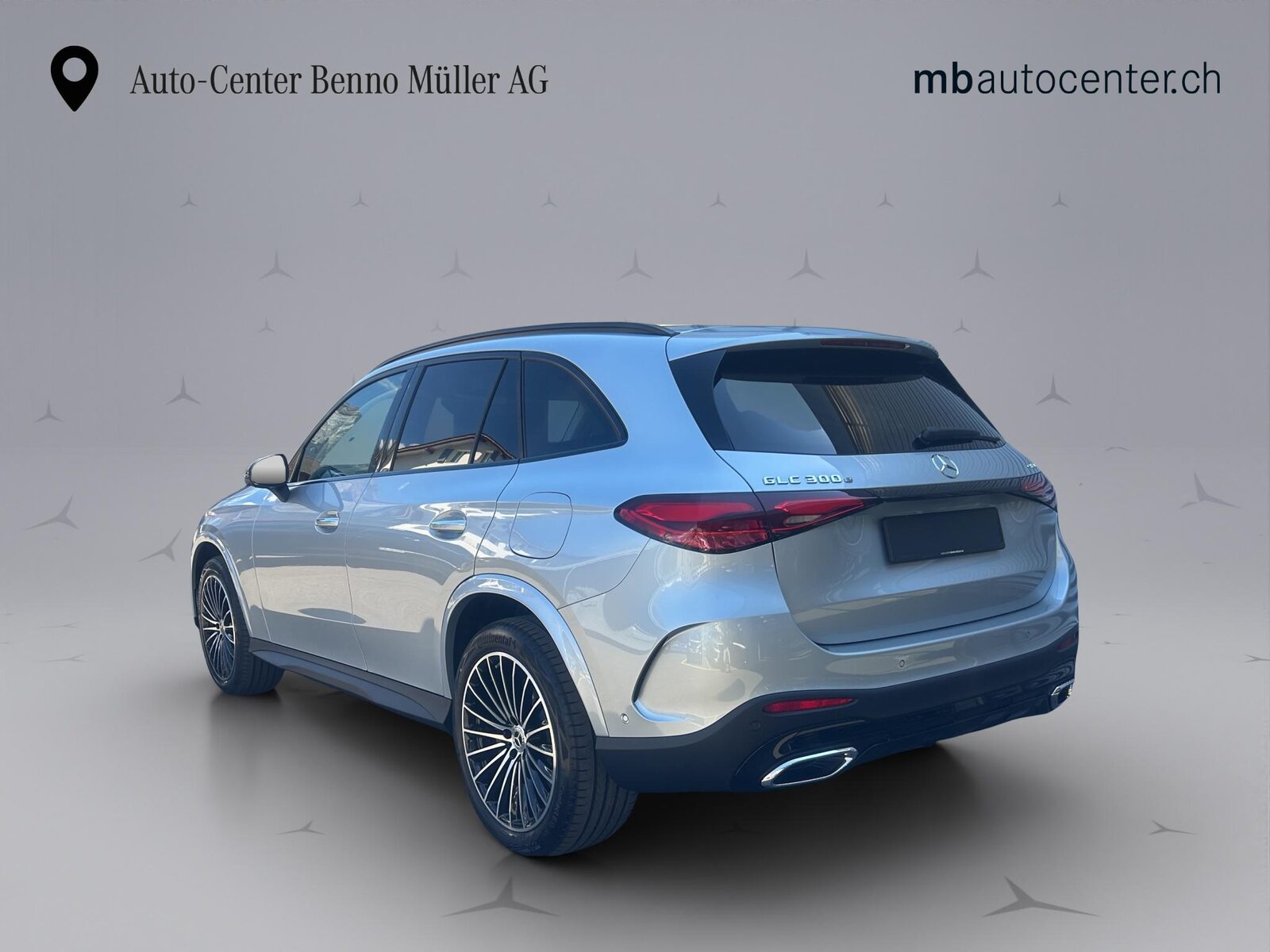 MERCEDES-BENZ GLC 300 e EQ Star AMG Line 4matic, Plug-in-Hybrid Benzina/Elettrica, Auto nuove, Automatico - 4
