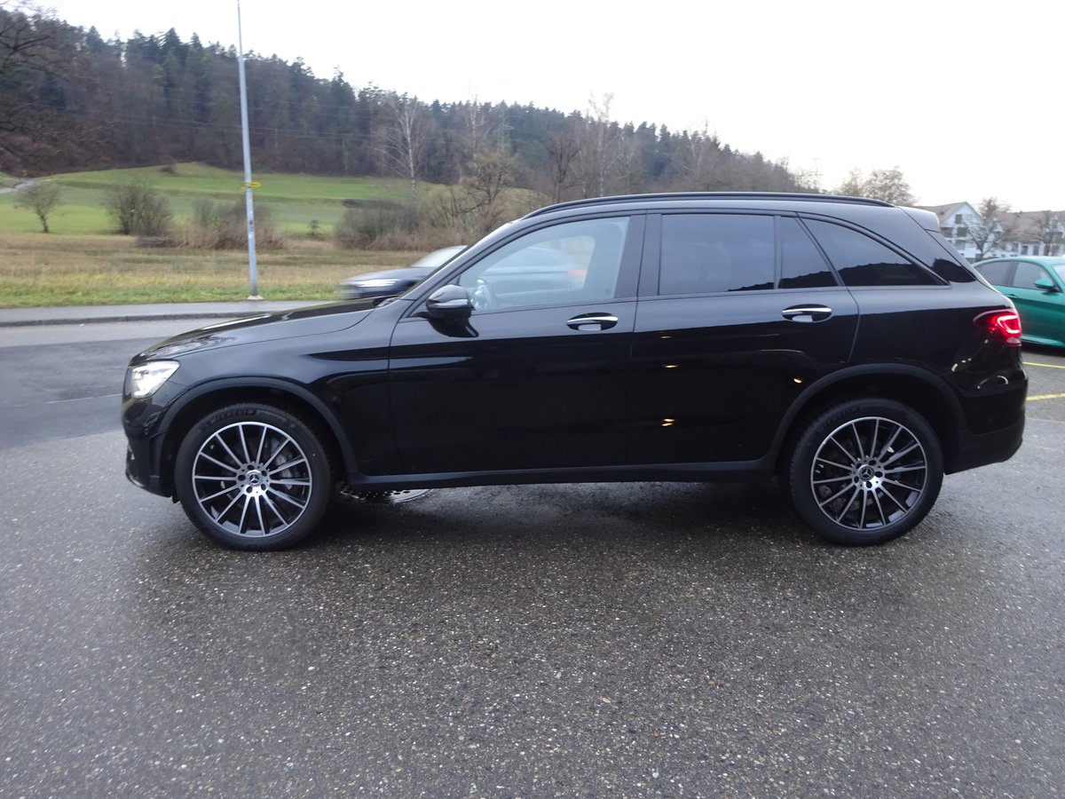 MERCEDES-BENZ GLC 300 de AMG Line 4Matic 9G-Tronic, Plug-in-Hybrid Diesel/Electric, Second hand / Used, Automatic - 2