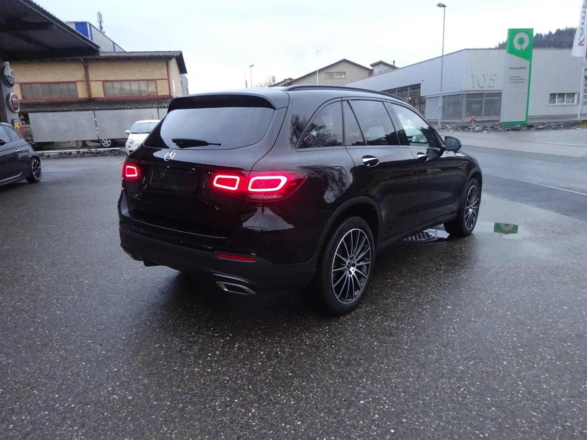 MERCEDES-BENZ GLC 300 de AMG Line 4Matic 9G-Tronic, Plug-in-Hybrid Diesel/Electric, Second hand / Used, Automatic - 5