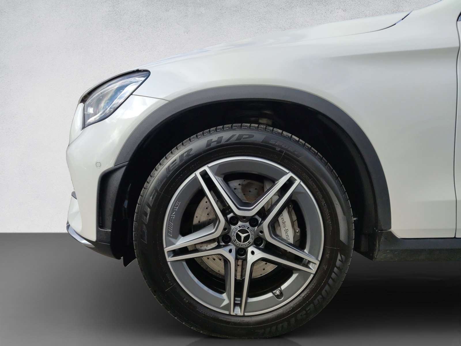 MERCEDES-BENZ GLC 300 AMG Line 4Matic, Mild-Hybrid Petrol/Electric, Second hand / Used, Automatic - 7