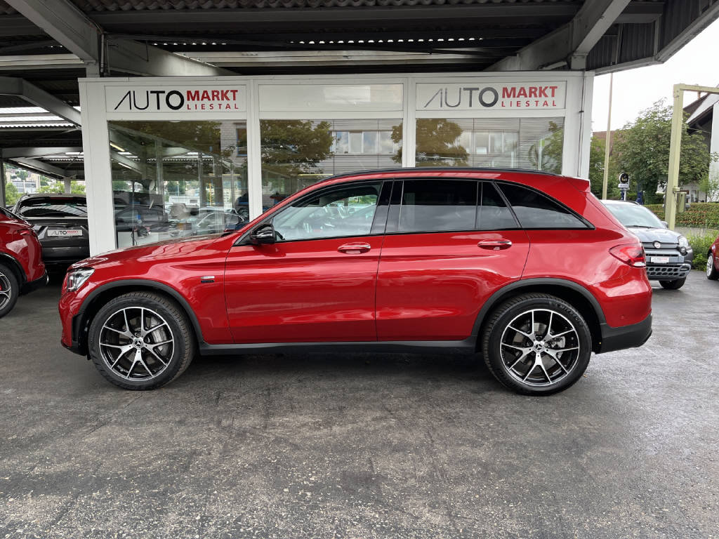 MERCEDES-BENZ GLC 300 de AMG Line 4m, Hybride Rechargeable Diesel/Électricité, Occasion / Utilisé, Automatique - 2
