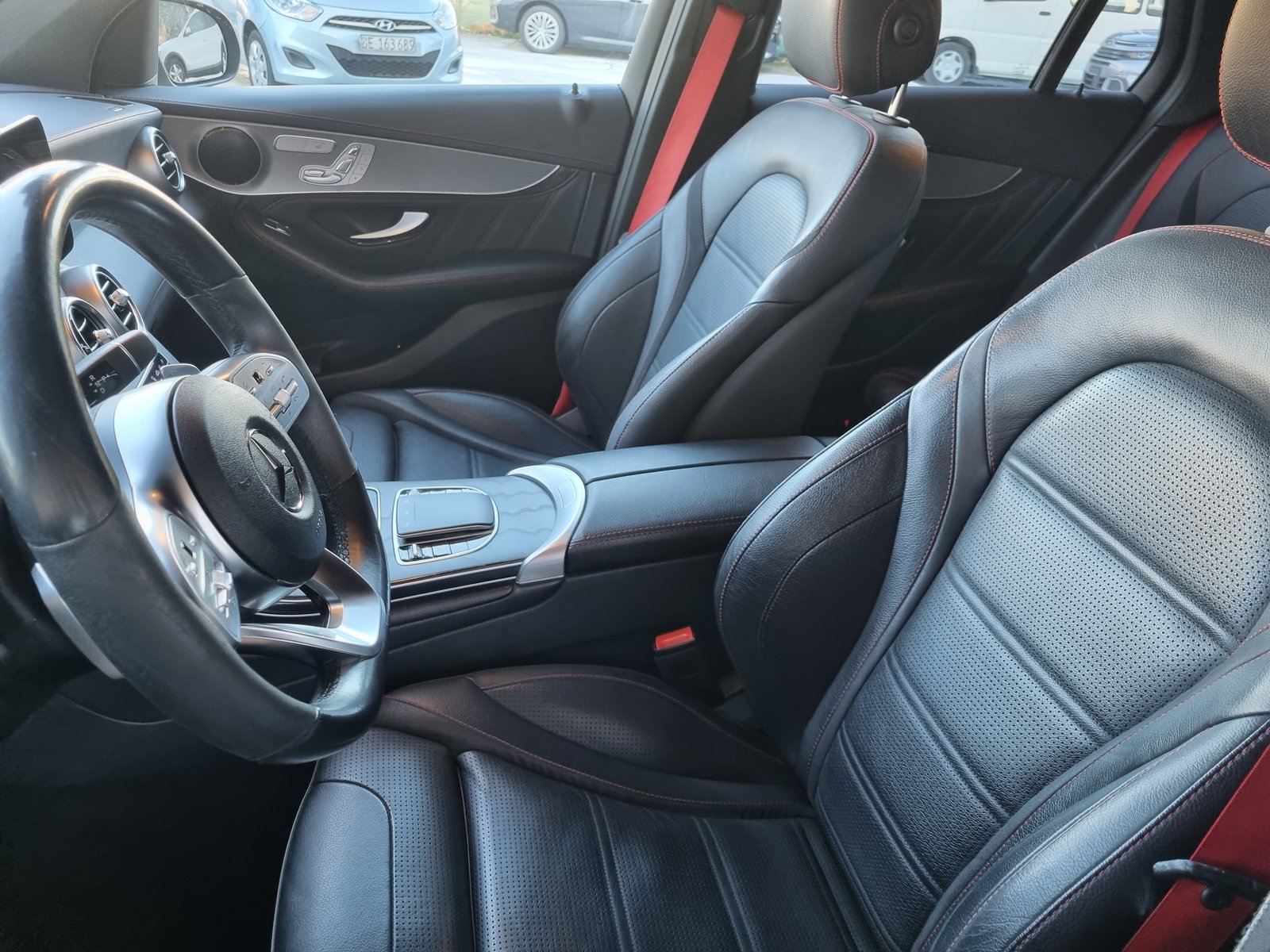 MERCEDES-BENZ GLC 300 de AMG Line 4Matic 9G-Tronic, Plug-in-Hybrid Diesel/Elektro, Occasion / Gebraucht, Automatik - 7