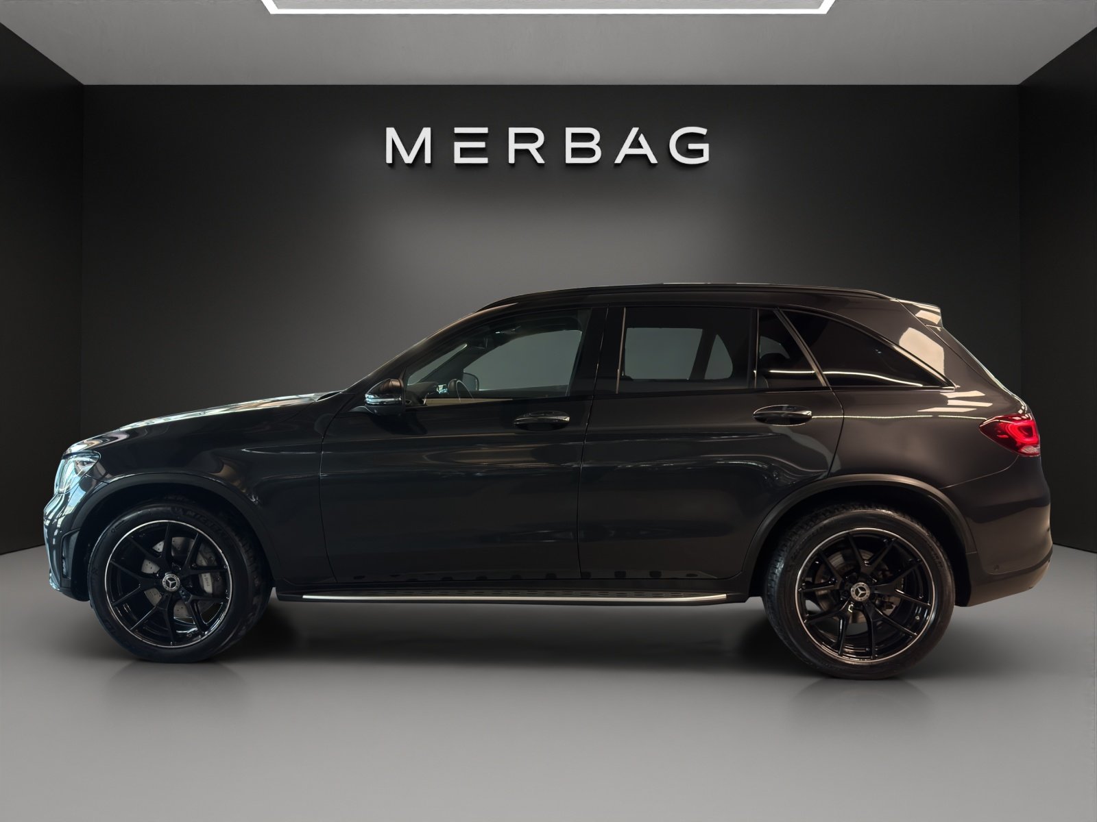 MERCEDES-BENZ GLC 300 AMG Line 4Matic, Mild-Hybrid Benzin/Elektro, Occasion / Gebraucht, Automatik - 2