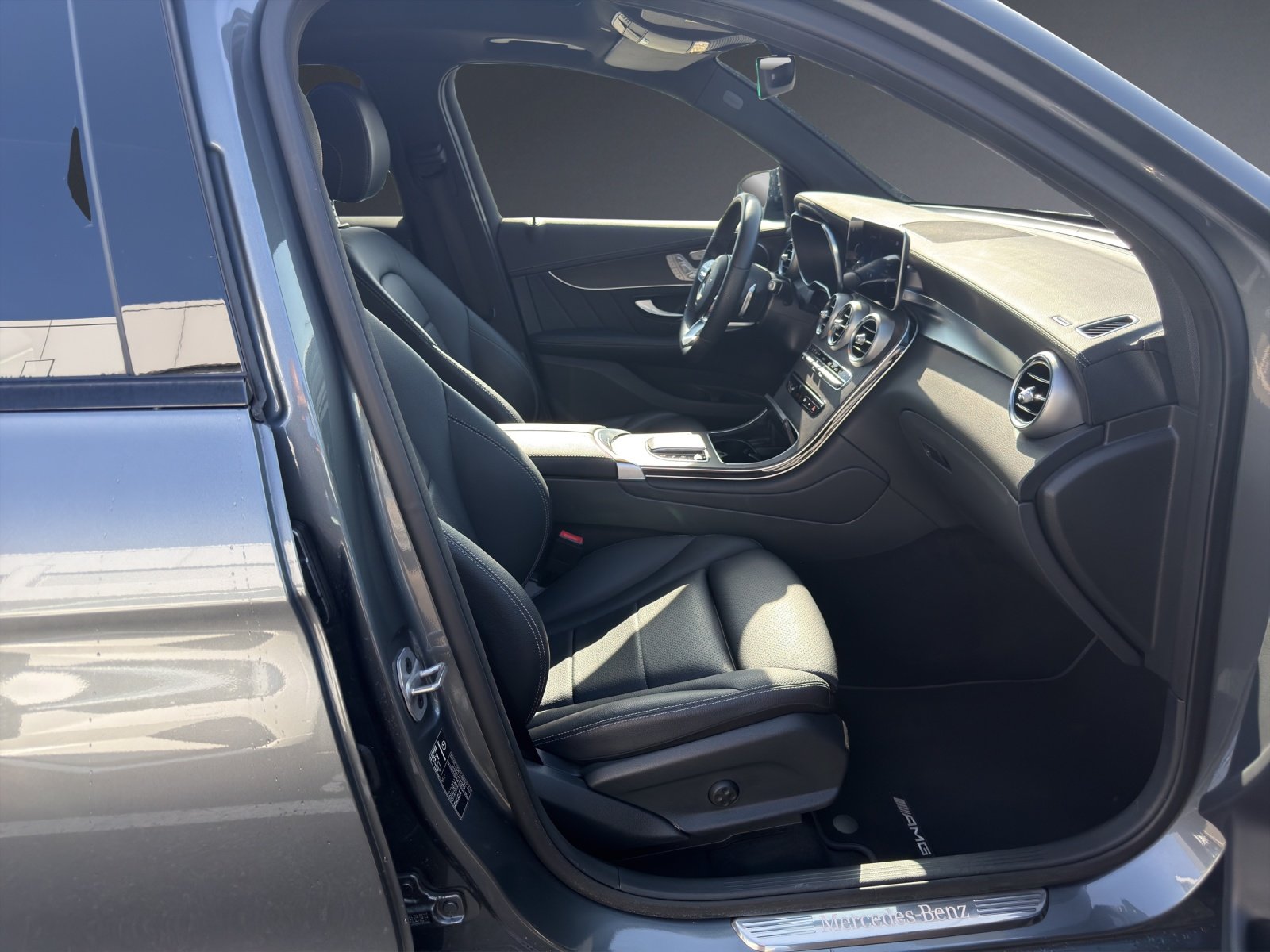 MERCEDES-BENZ GLC 300 AMG Line 4Matic 9G-Tronic, Hybride Léger Essence/Électricité, Occasion / Utilisé, Automatique - 7