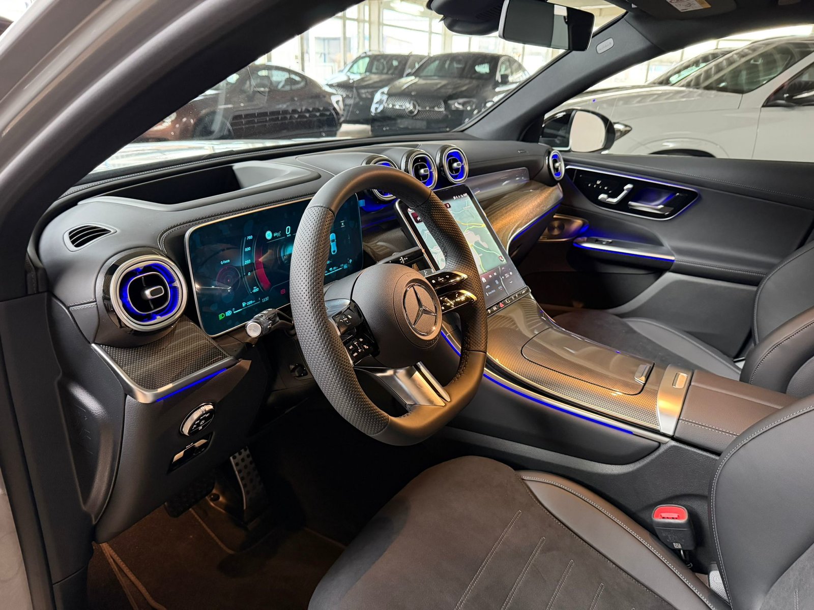 MERCEDES-BENZ GLC Coupé 300 de 4Matic 9G-Tronic AMG Line Al, Plug-in-Hybrid Diesel/Elektro, Occasion / Gebraucht, Automatik - 6