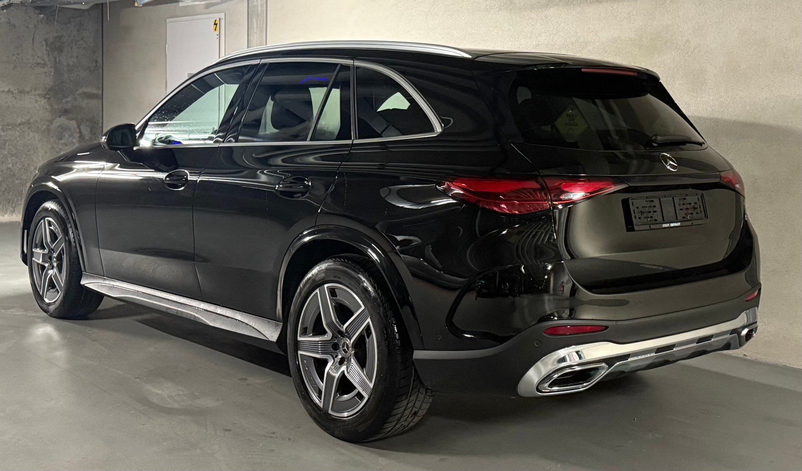 MERCEDES-BENZ GLC 300 4Matic AMG Line 9G-Tronic, Mild-Hybrid Benzin/Elektro, Occasion / Gebraucht, Automatik - 4