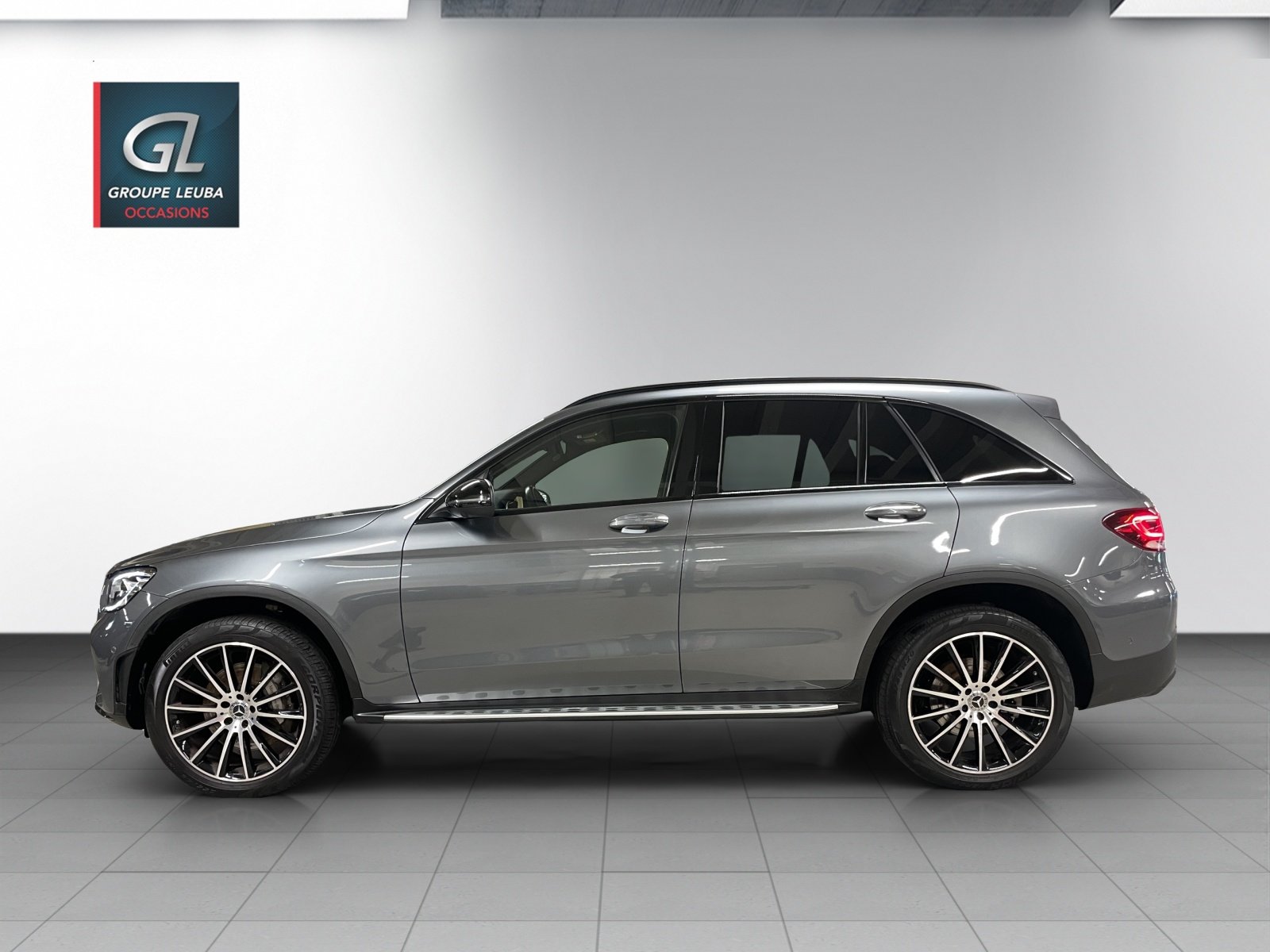 MERCEDES-BENZ GLC 300 e AMG Line 4Matic, Plug-in-Hybrid Benzin/Elektro, Occasion / Gebraucht, Automatik - 3