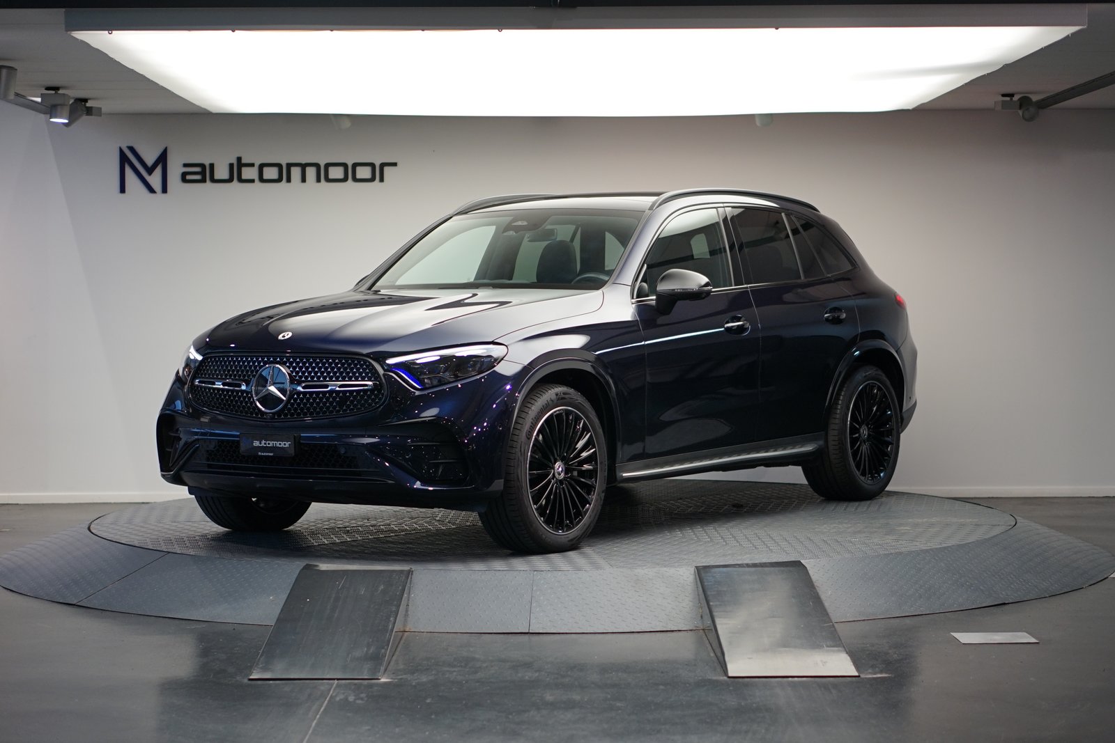 MERCEDES-BENZ GLC 300 4Matic AMG Line 9G-Tronic *CH-Fahrzeug