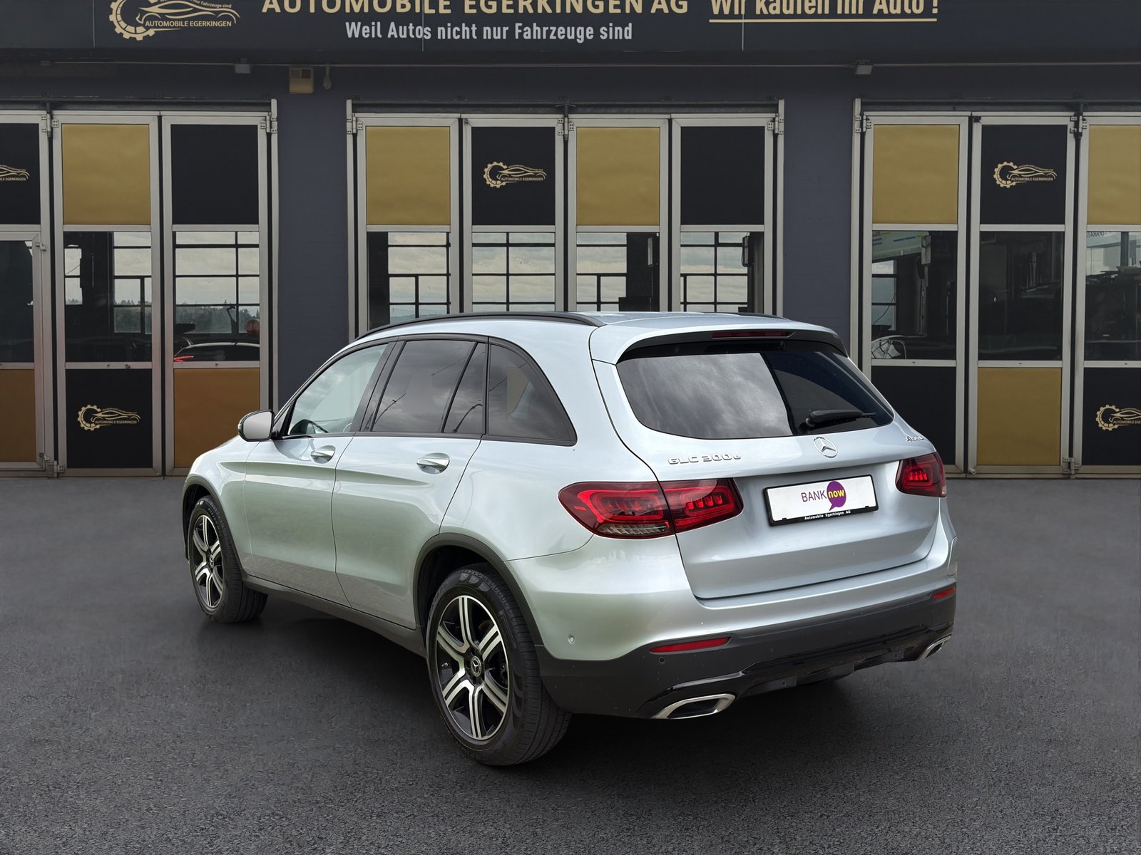 MERCEDES-BENZ GLC 300 e 4Matic 9G-Tronic, Plug-in-Hybrid Benzin/Elektro, Occasion / Gebraucht, Automatik - 7