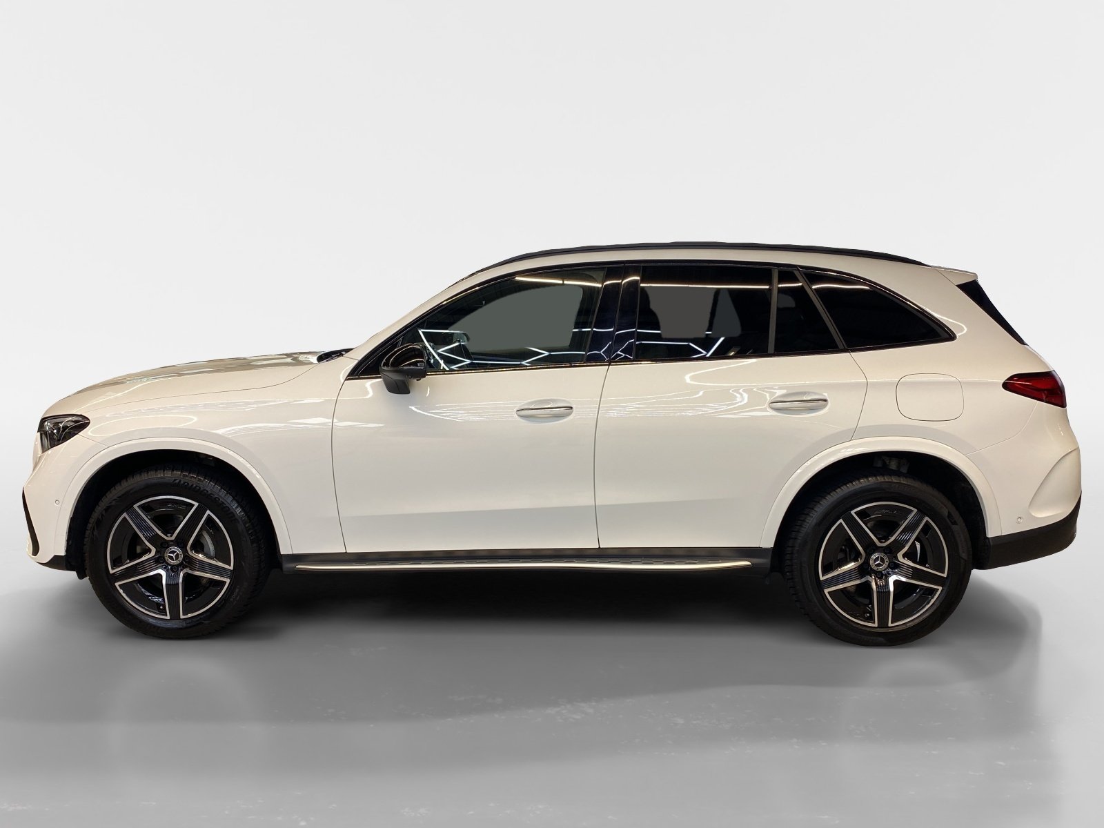 MERCEDES-BENZ GLC 300 e AMG Line 4MATIC, Plug-in-Hybrid Benzin/Elektro, Occasion / Gebraucht, Automatik - 3
