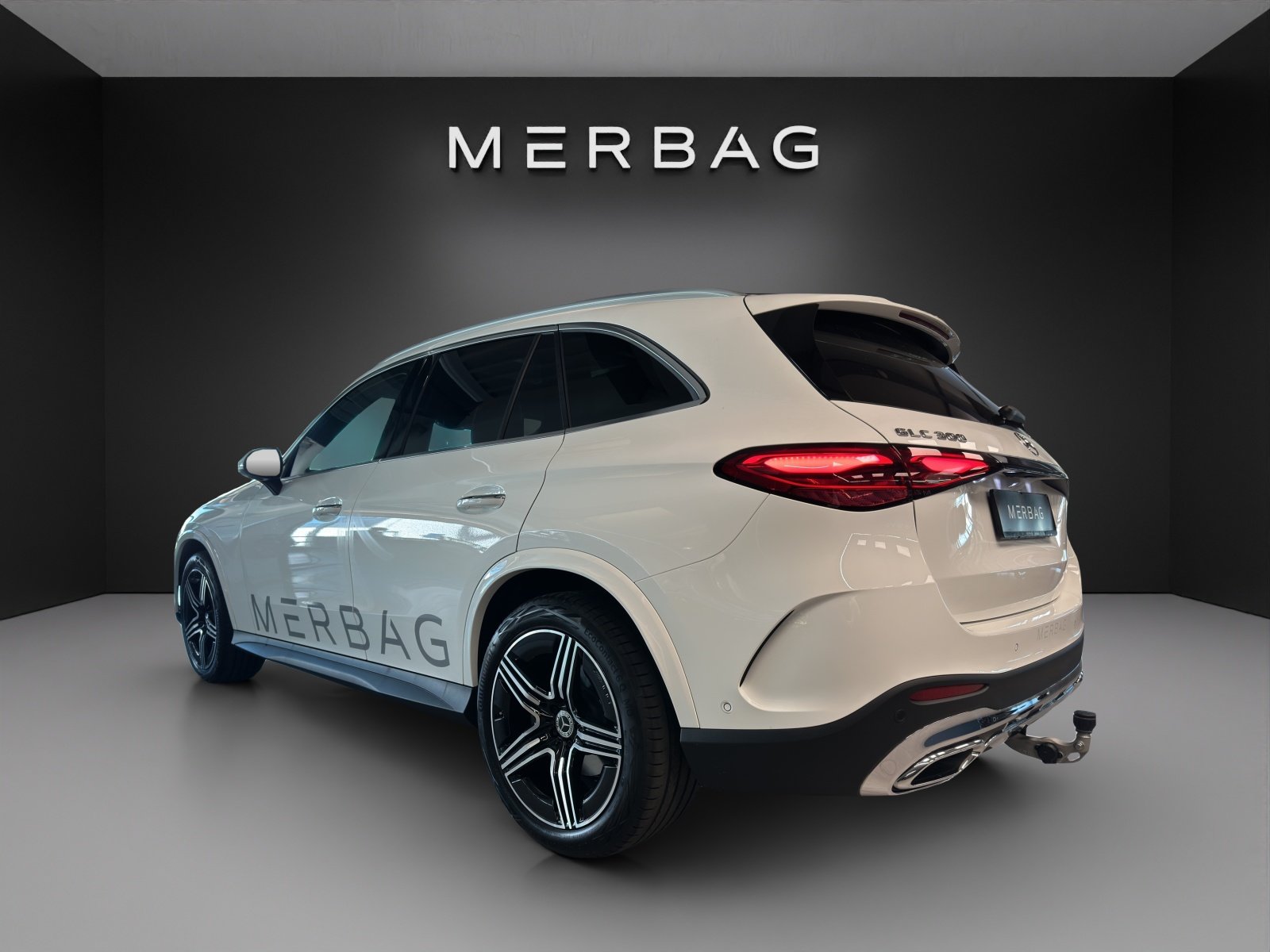 MERCEDES-BENZ GLC 300 4Matic 9G-Tronic, Hybride Léger Essence/Électricité, Occasion / Utilisé, Automatique - 4