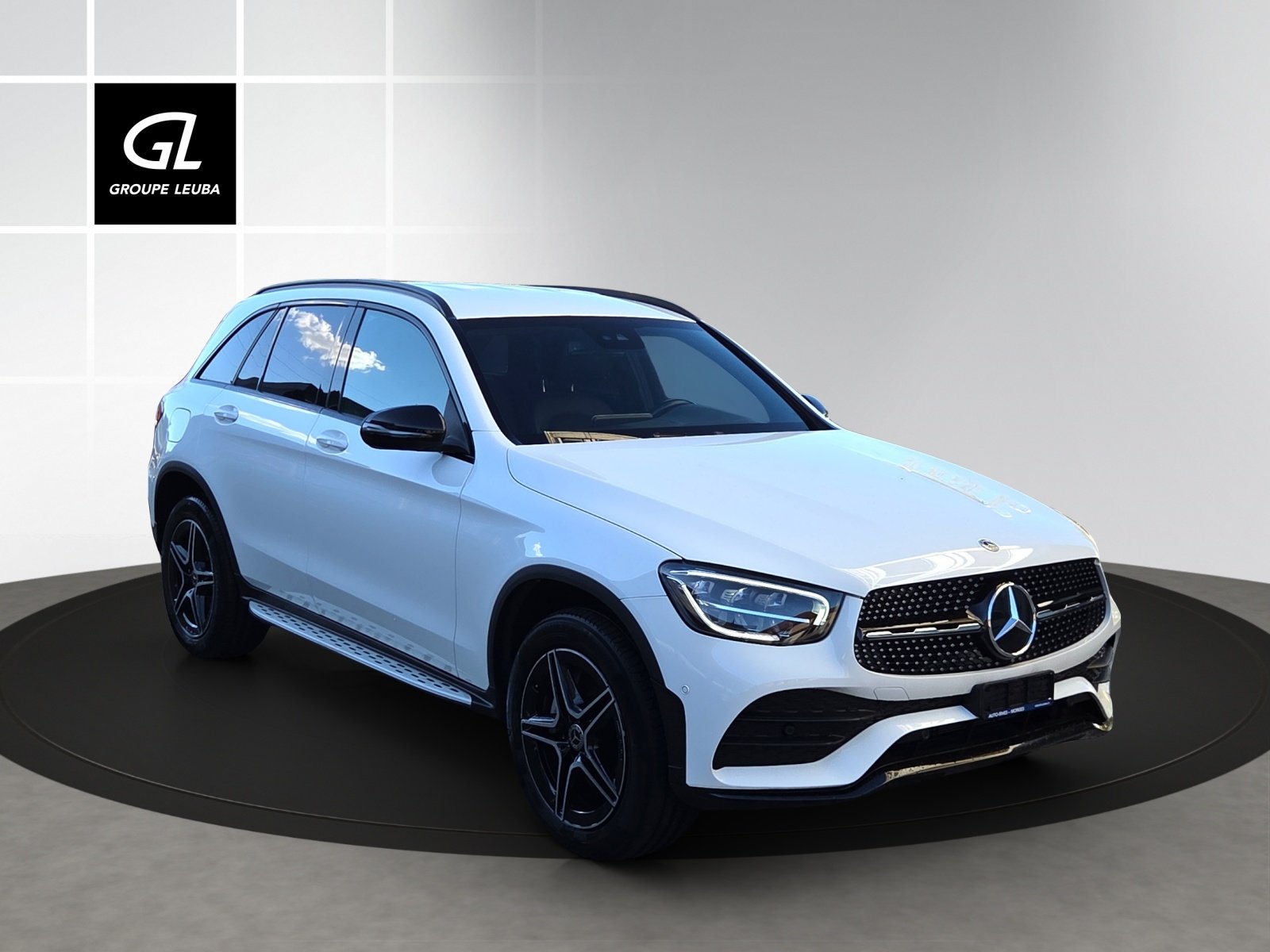 MERCEDES-BENZ GLC 300 e AMG Line 4Matic 9G-Tronic