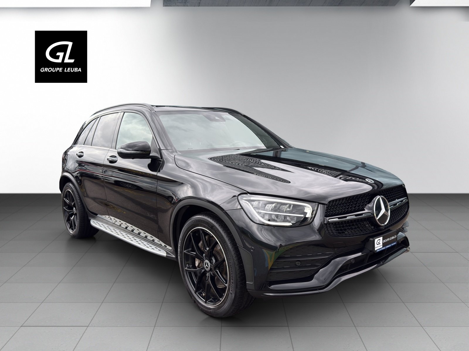 MERCEDES-BENZ GLC 300 AMG L.Plus 4Matic, Mild-Hybrid Petrol/Electric, Second hand / Used, Automatic