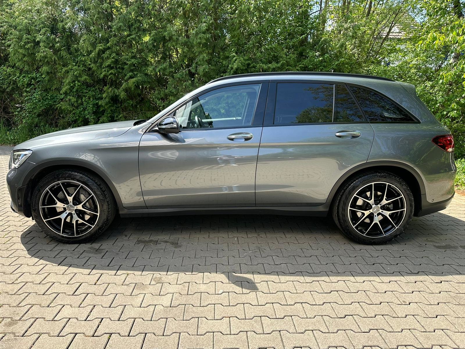 MERCEDES-BENZ GLC 300 d AMG Line 4Matic 9G-Tronic, Diesel, Occasion / Utilisé, Automatique - 2