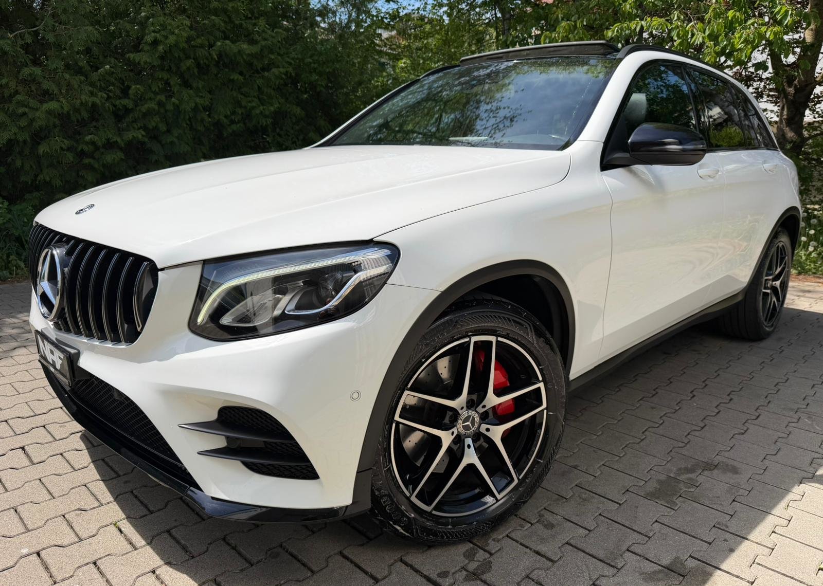 MERCEDES-BENZ GLC 250 Runout Edition 4Matic 9G-Tronic