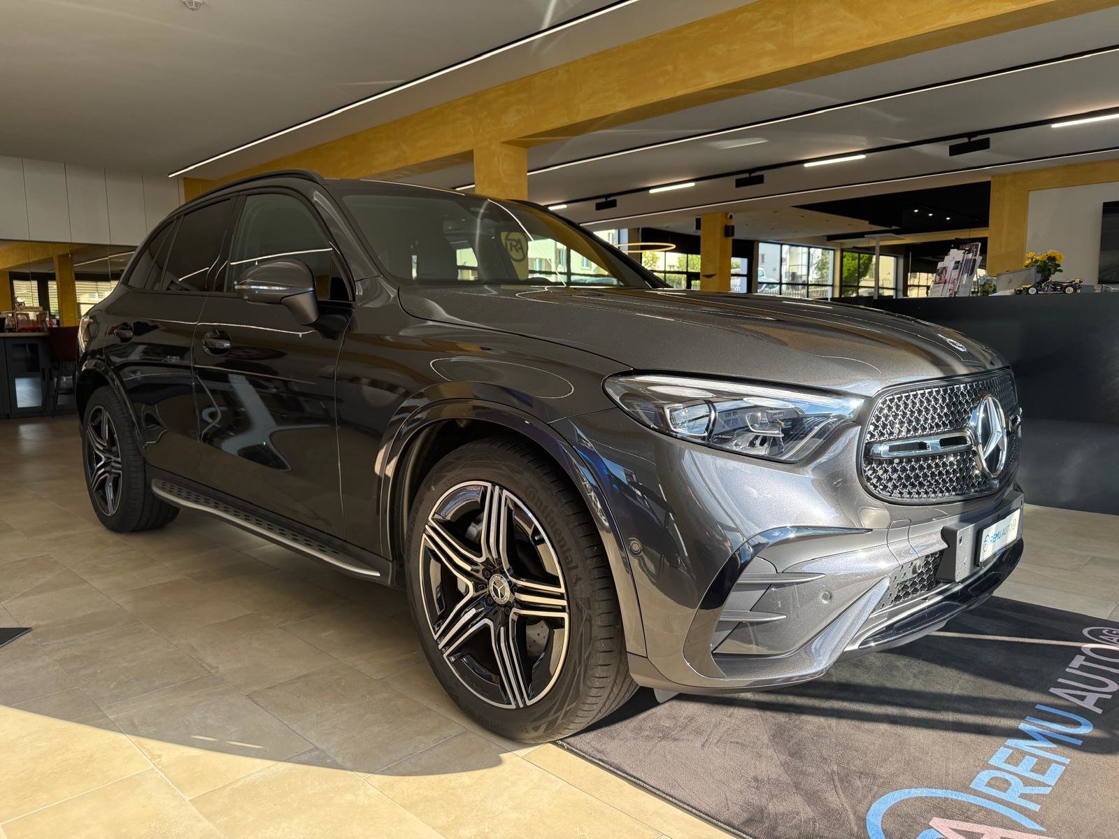 MERCEDES-BENZ GLC 300 4Matic 9G-Tronic