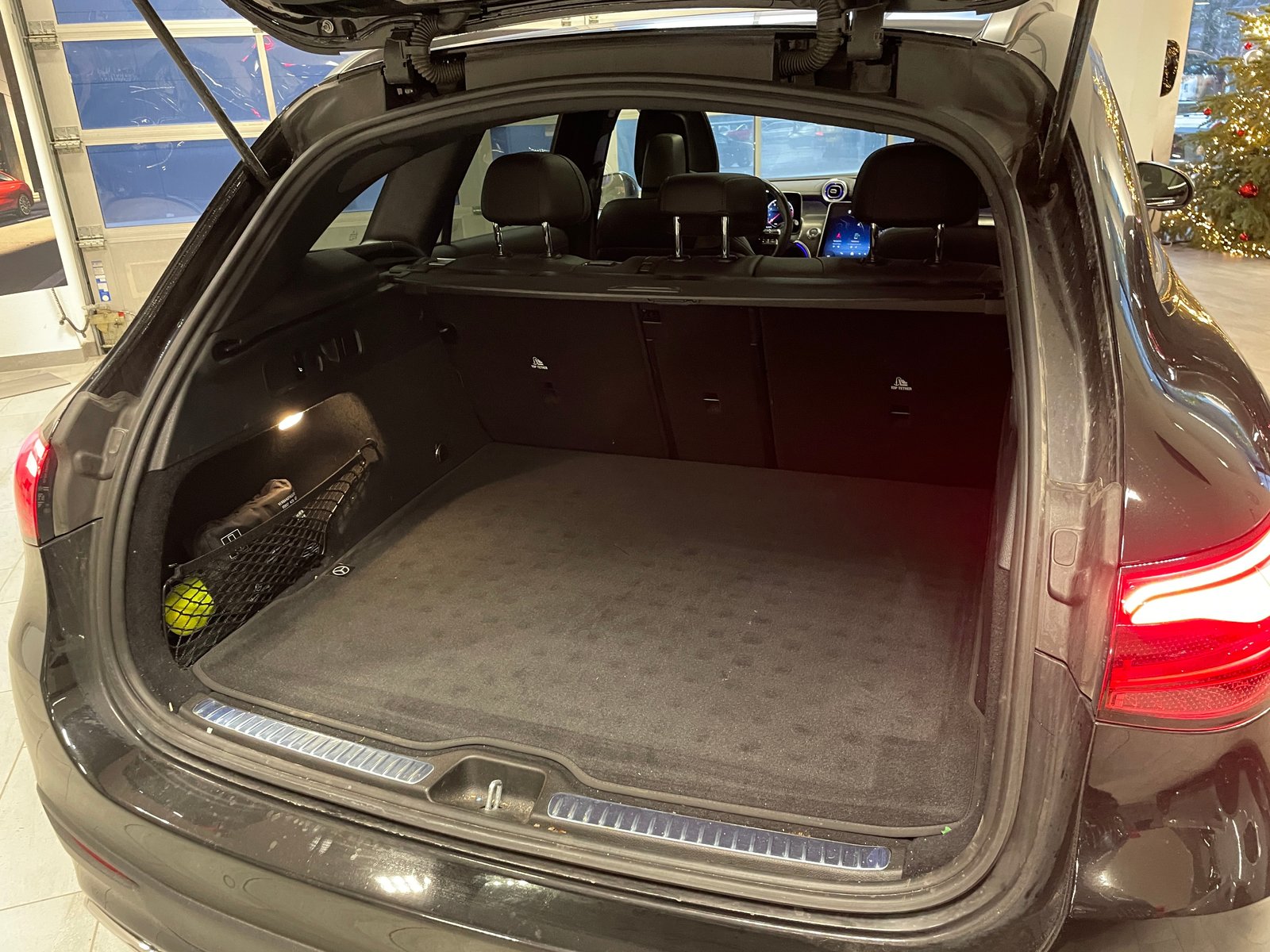 MERCEDES-BENZ GLC 300 4Matic 9G-Tronic AMG Line, Mild-Hybrid Benzin/Elektro, Occasion / Gebraucht, Automatik - 7
