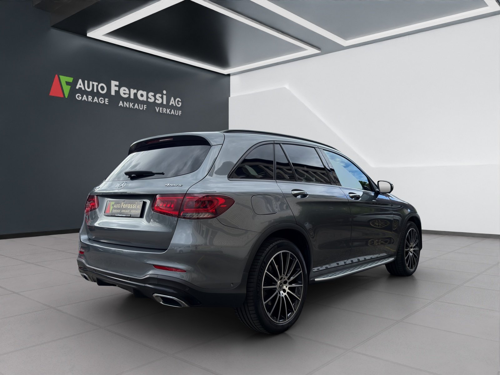 MERCEDES-BENZ GLC 300 AMG Line 4Matic 9G-Tronic, Mild-Hybrid Benzin/Elektro, Occasion / Gebraucht, Automatik - 7