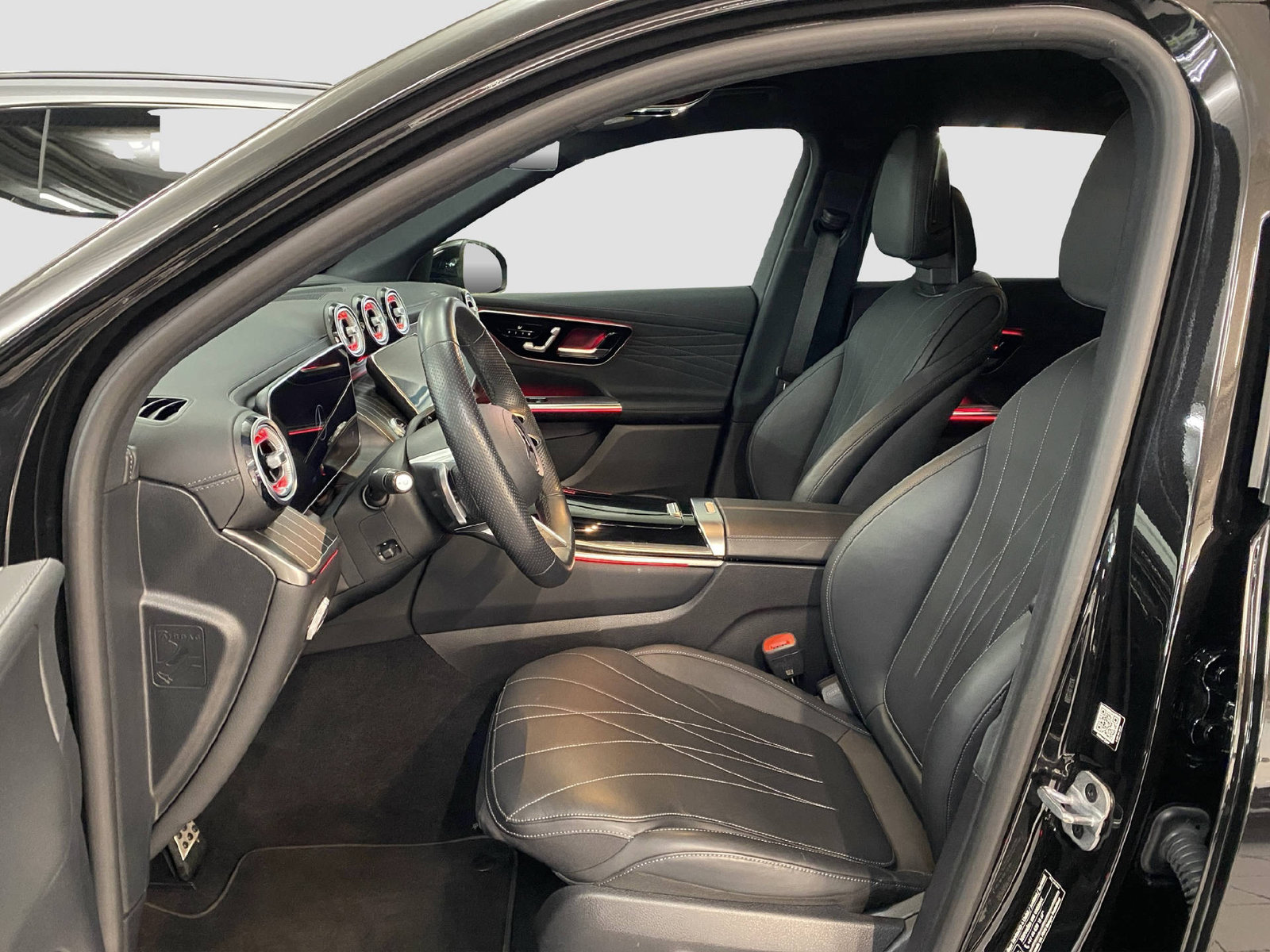 MERCEDES-BENZ GLC 300 AMG Line 4MATIC, Mild-Hybrid Petrol/Electric, Second hand / Used, Automatic - 7