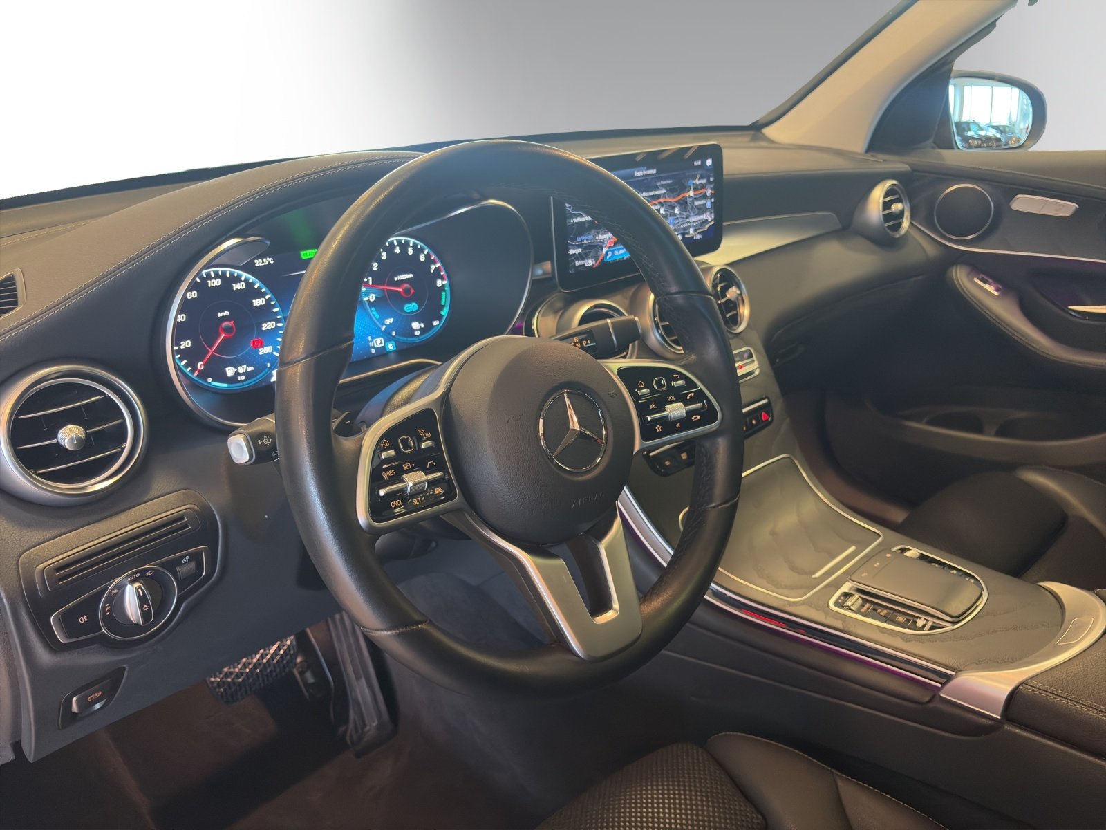 MERCEDES-BENZ GLC 300 e Off-Road 4Matic, Plug-in-Hybrid Benzina/Elettrica, Occasioni / Usate, Automatico - 7