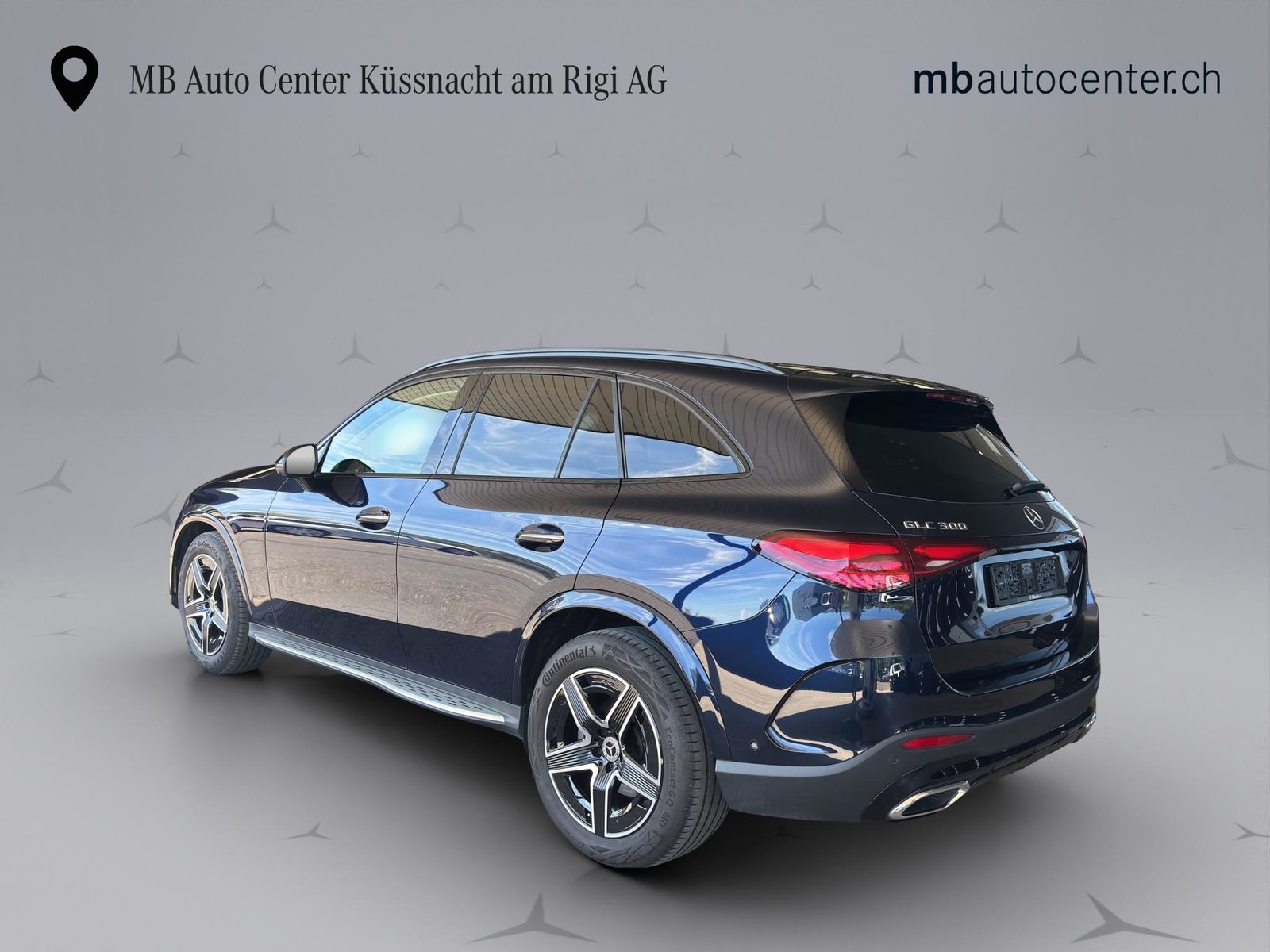 MERCEDES-BENZ GLC 300 AMG Line 4matic, Mild-Hybrid Petrol/Electric, Second hand / Used, Automatic - 4