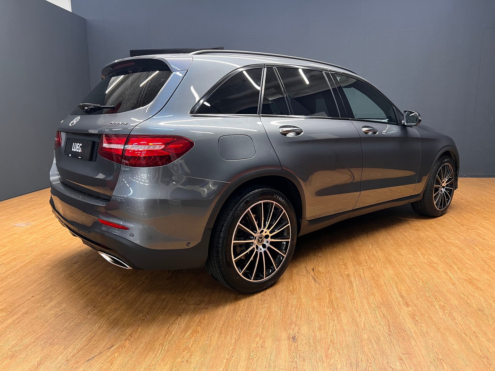 MERCEDES-BENZ GLC 300 4Matic AMG Line 9G-Tronic, Benzin, Occasion / Gebraucht, Automatik - 6