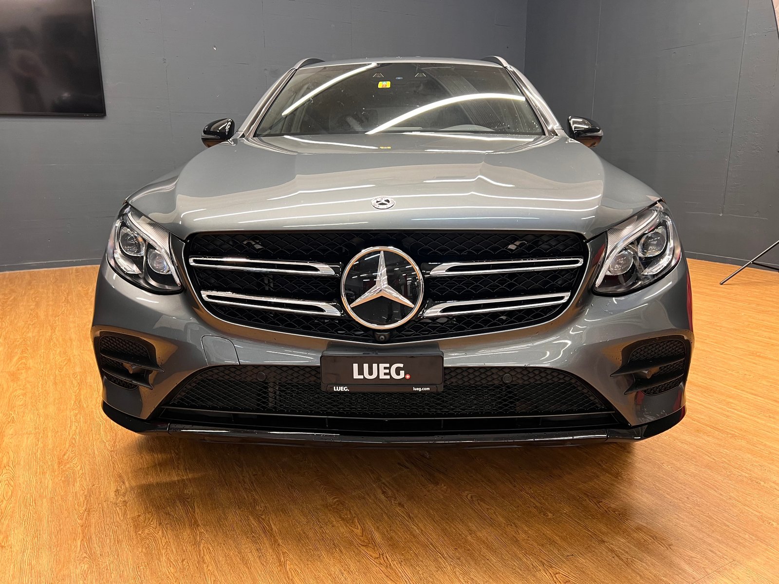MERCEDES-BENZ GLC 300 4Matic AMG Line 9G-Tronic, Benzin, Occasion / Gebraucht, Automatik - 7