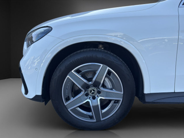 MERCEDES-BENZ GLC 300 4M AMG Line, Mild-Hybrid Petrol/Electric, Second hand / Used, Automatic - 5