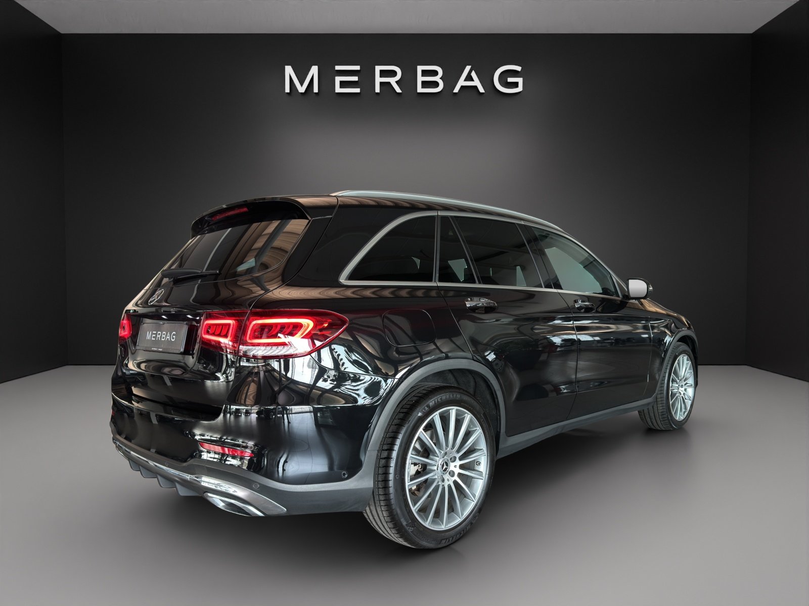 MERCEDES-BENZ GLC 300 AMG Line 4Matic, Mild-Hybrid Petrol/Electric, Second hand / Used, Automatic - 6