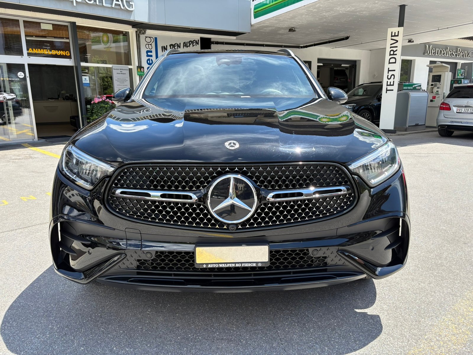MERCEDES-BENZ GLC 300 e 4M 9G-Tronic, Hybride Rechargeable Essence/Électricité, Occasion / Utilisé, Automatique - 2