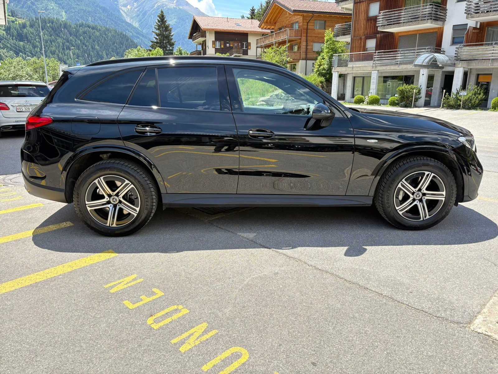 MERCEDES-BENZ GLC 300 e 4M 9G-Tronic, Hybride Rechargeable Essence/Électricité, Occasion / Utilisé, Automatique - 4