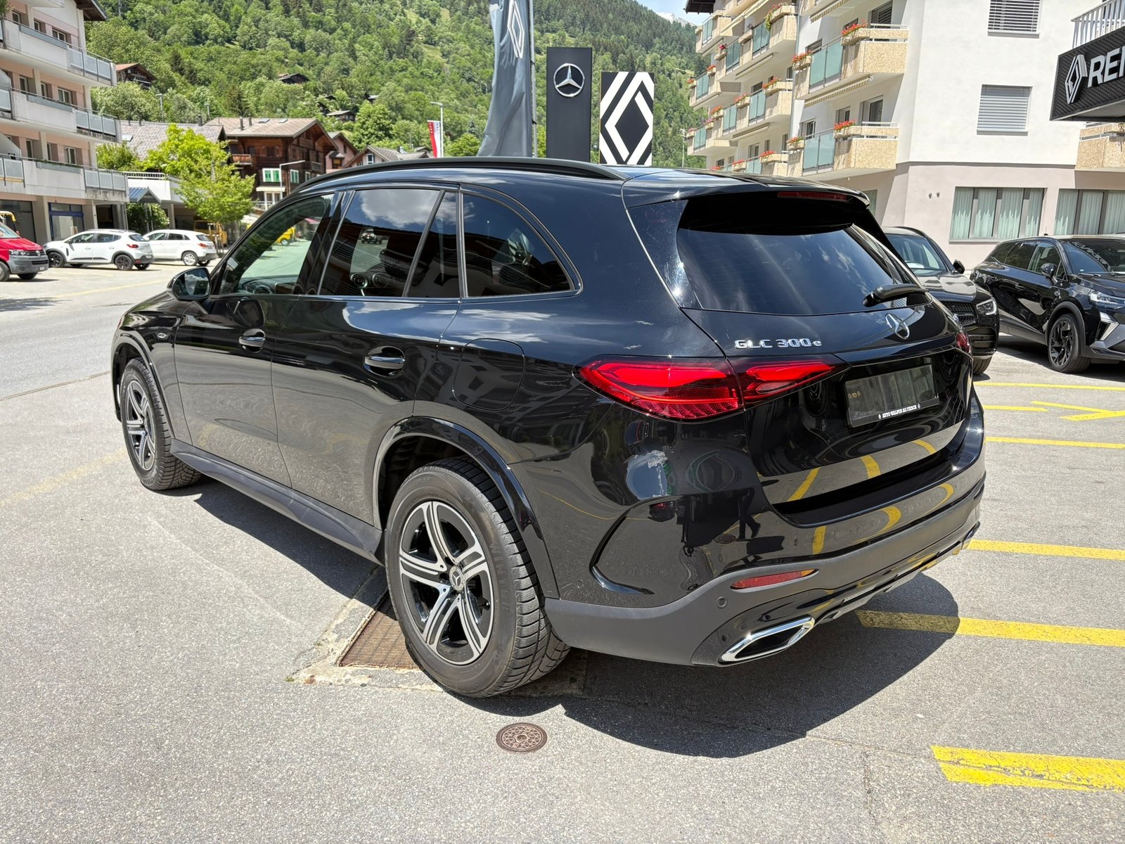 MERCEDES-BENZ GLC 300 e 4M 9G-Tronic, Hybride Rechargeable Essence/Électricité, Occasion / Utilisé, Automatique - 7