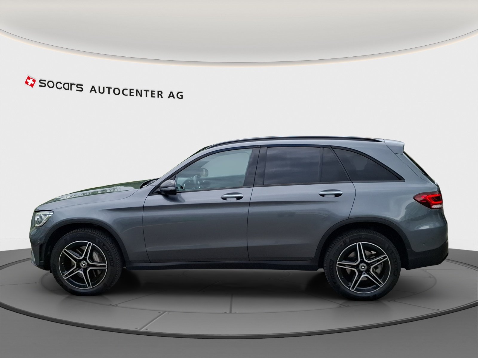 MERCEDES-BENZ GLC 300 e AMG Line 4Matic 9G-Tronic // 1.Hand, Plug-in-Hybrid Petrol/Electric, Second hand / Used, Automatic - 6