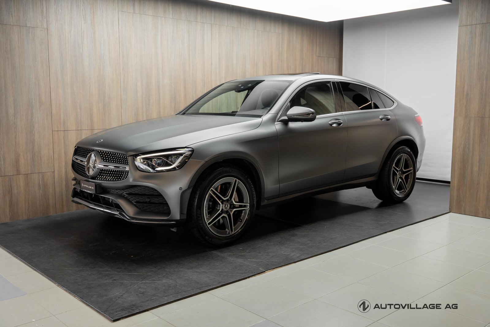 MERCEDES-BENZ GLC Coupé 300 AMG Line 4Matic 9G-Tronic
