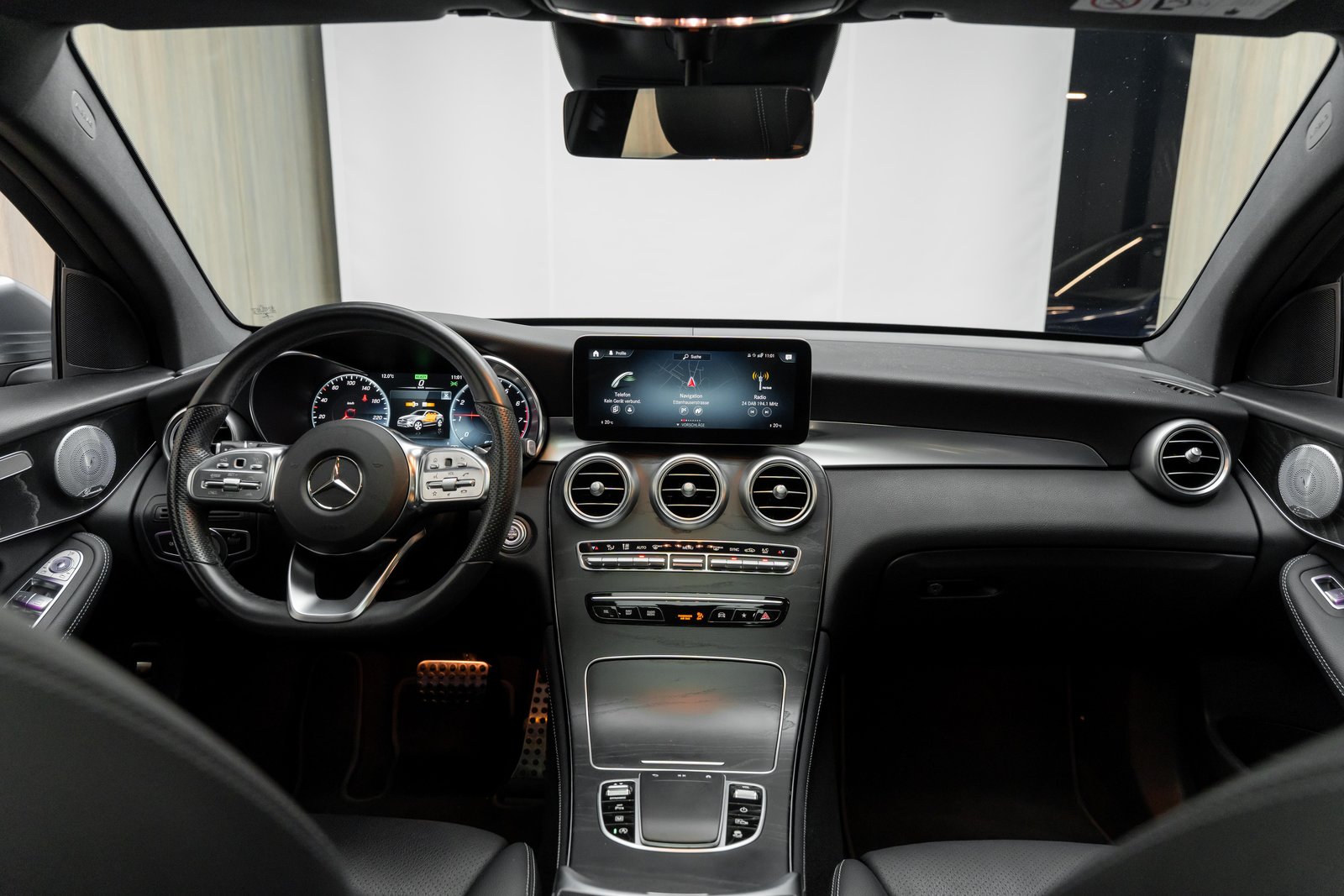 MERCEDES-BENZ GLC Coupé 300 AMG Line 4Matic 9G-Tronic, Benzin, Occasion / Gebraucht, Automatik - 3