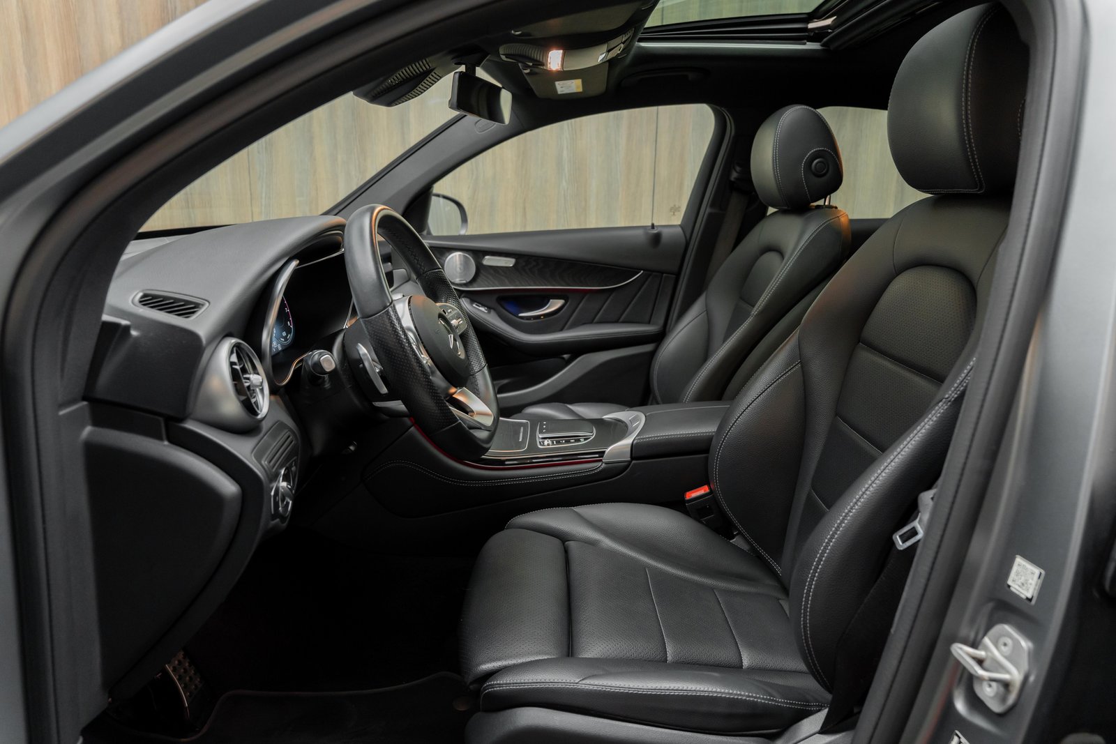 MERCEDES-BENZ GLC Coupé 300 AMG Line 4Matic 9G-Tronic, Benzin, Occasion / Gebraucht, Automatik - 5