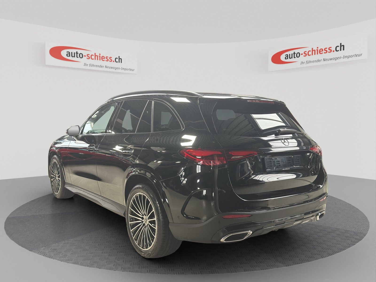 MERCEDES-BENZ GLC 300 d 4Matic 9G-Tronic AMG - Night, Mild-Hybrid Diesel/Electric, Second hand / Used, Automatic - 3