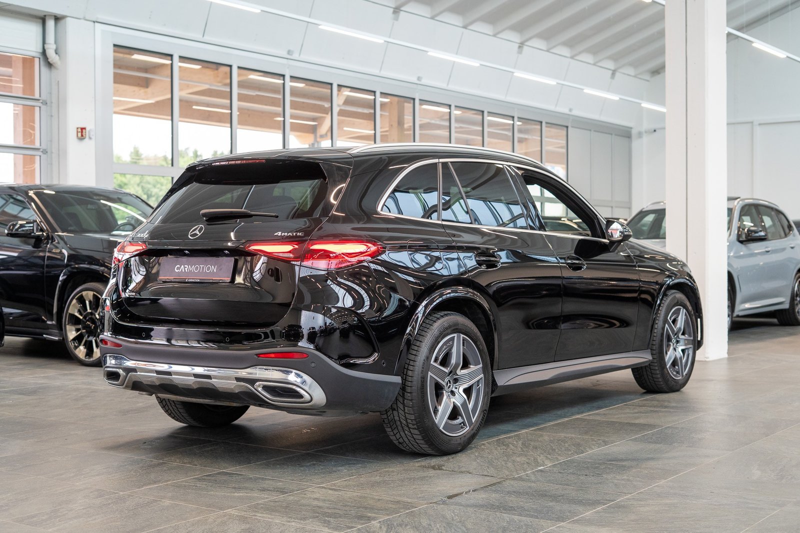 MERCEDES-BENZ GLC 300 d AMG Line 4matic / Rückfahrkamera /, Diesel, Second hand / Used, Automatic - 4