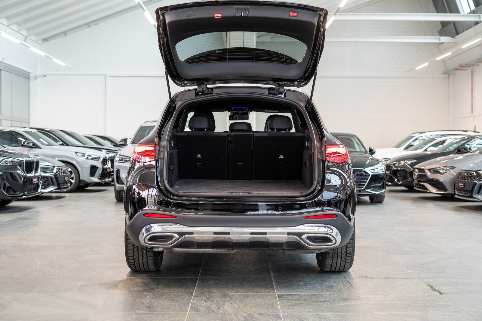 MERCEDES-BENZ GLC 300 d AMG Line 4matic / Rückfahrkamera /, Diesel, Second hand / Used, Automatic - 7