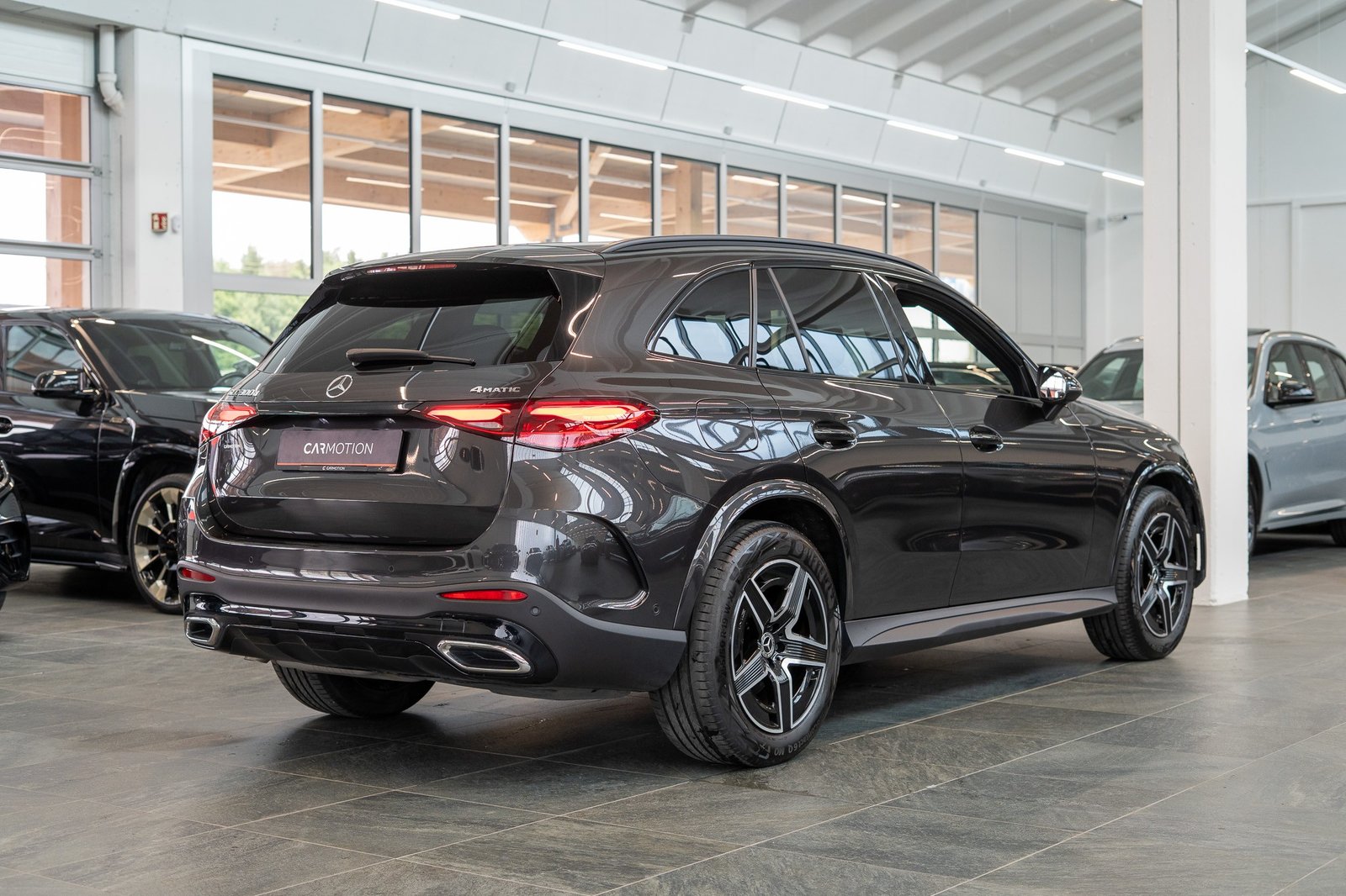 MERCEDES-BENZ GLC 300 d AMG Line 4matic / Rückfahrkamera /, Diesel, Second hand / Used, Automatic - 4