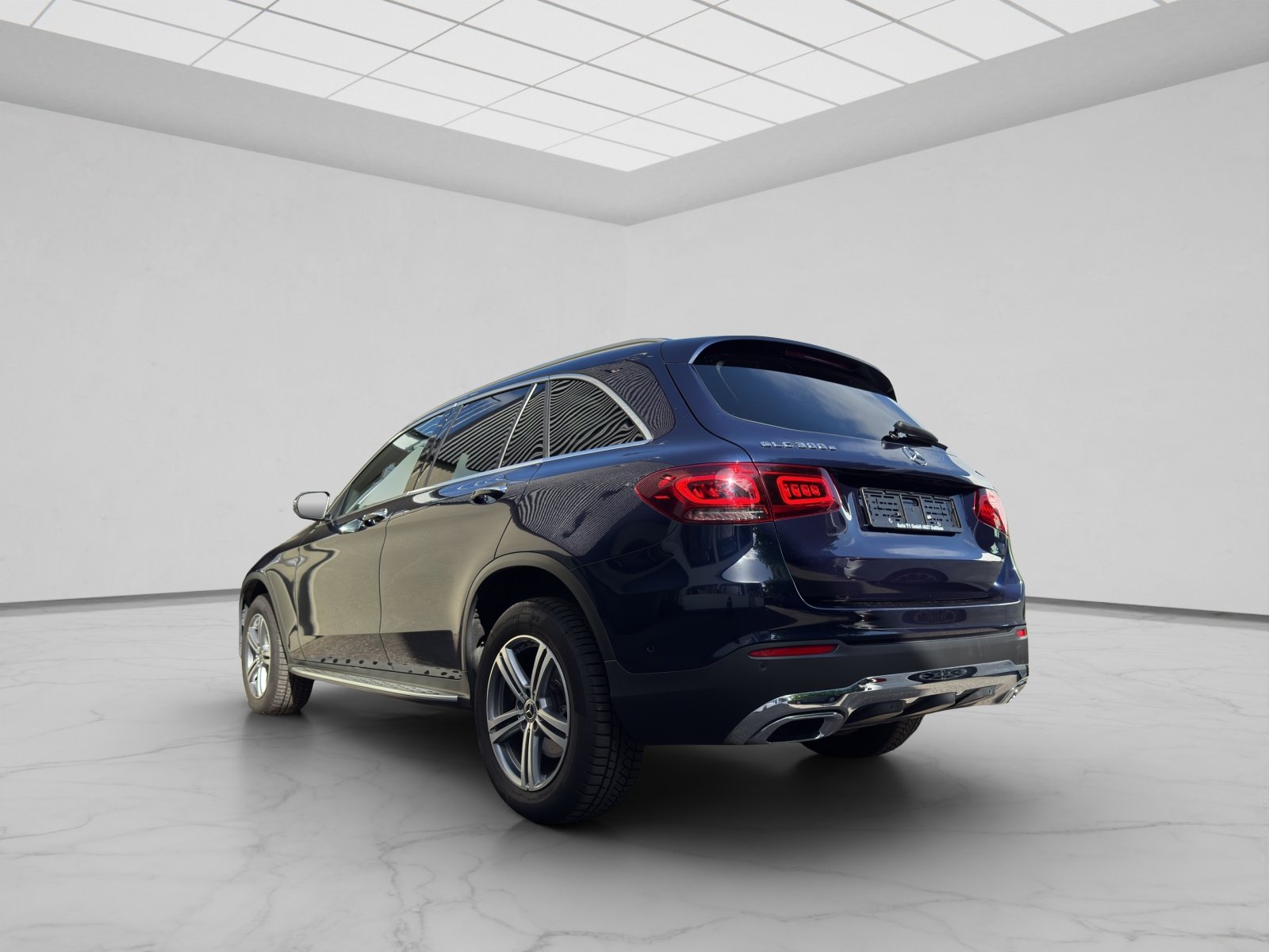 MERCEDES-BENZ GLC 300 e 4Matic 9G-Tronic, Plug-in-Hybrid Petrol/Electric, Second hand / Used, Automatic - 5