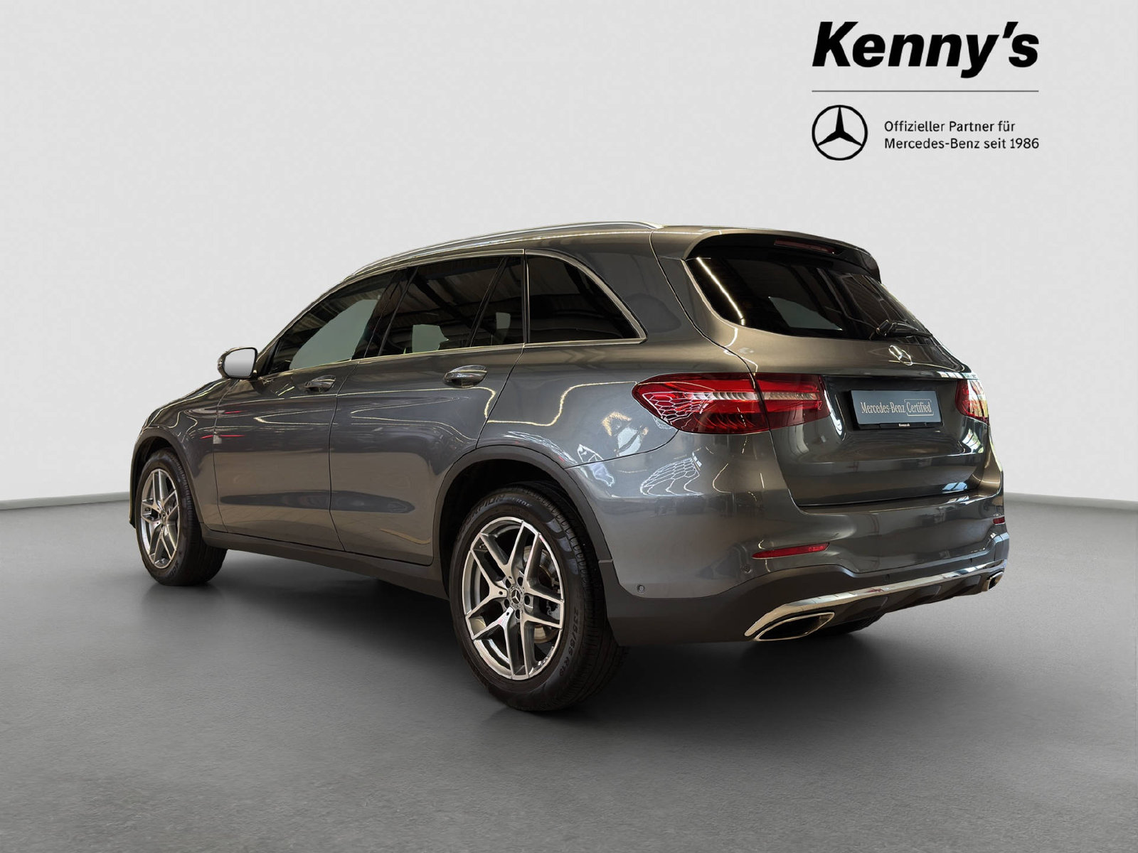 MERCEDES-BENZ GLC 300 AMG Line 4MATIC, Petrol, Second hand / Used, Automatic - 4