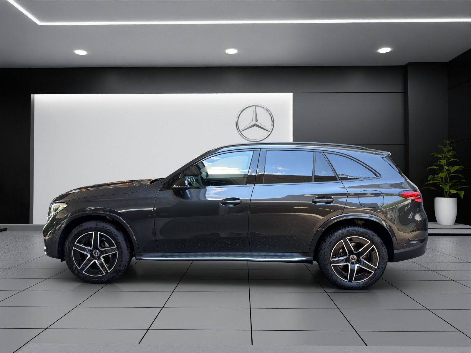 MERCEDES-BENZ GLC 300 e 4Matic EQ Star 9G-Tronic, Plug-in-Hybrid Benzina/Elettrica, Occasioni / Usate, Automatico - 3