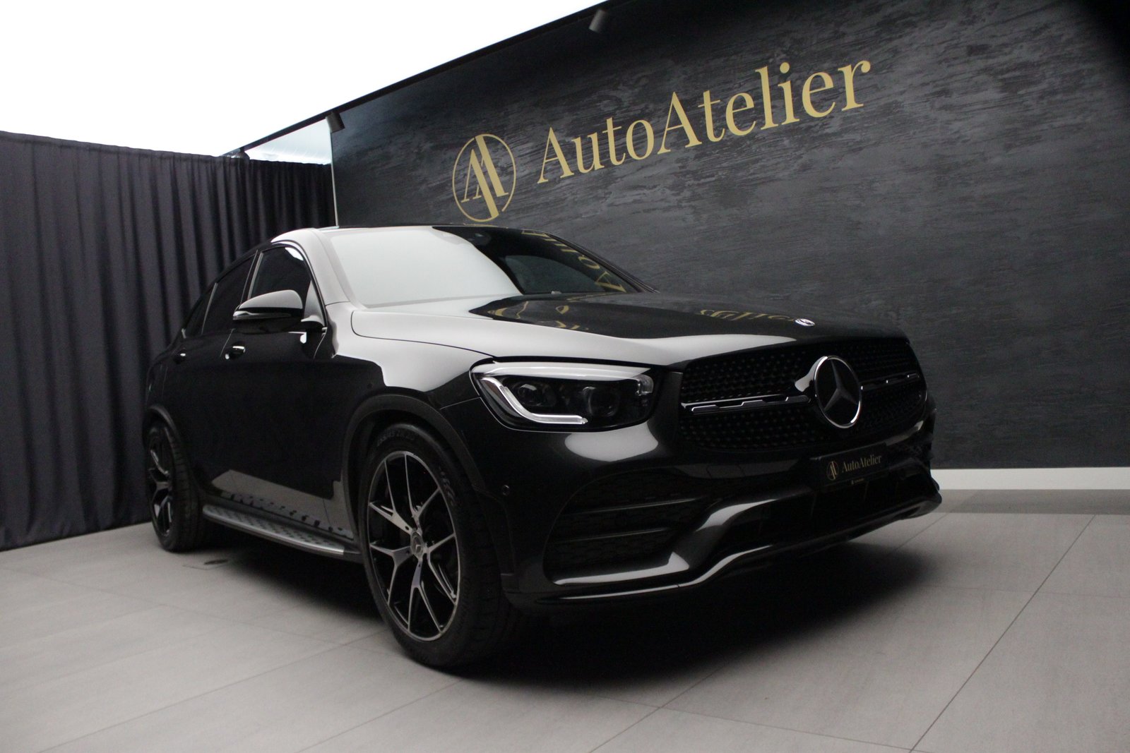 MERCEDES-BENZ GLC Coupé 300 AMG Line 4Matic 9G-Tronic