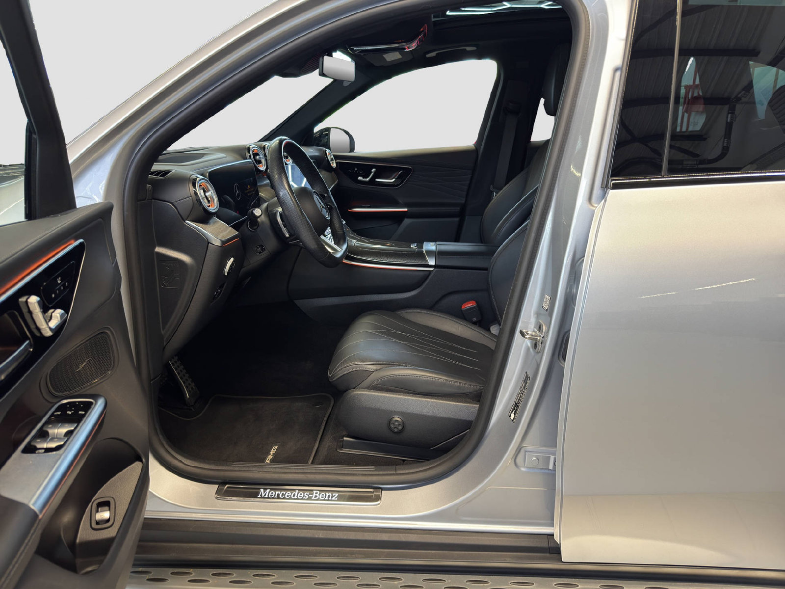 MERCEDES-BENZ GLC 300 AMG Line 4MATIC, Mild-Hybrid Benzin/Elektro, Occasion / Gebraucht, Automatik - 7