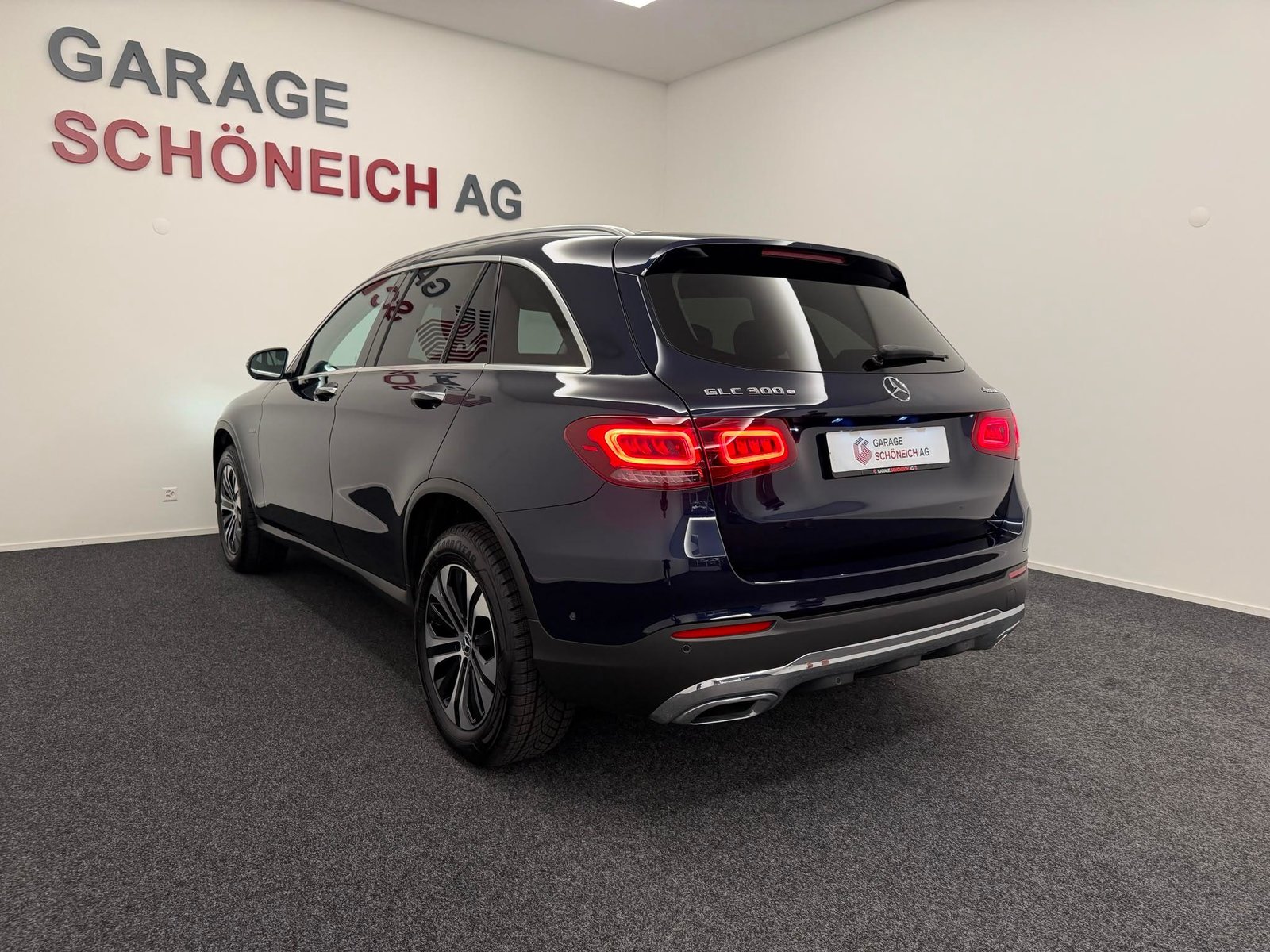MERCEDES-BENZ GLC 300 e 4m, Hybride Rechargeable Essence/Électricité, Occasion / Utilisé, Automatique - 7
