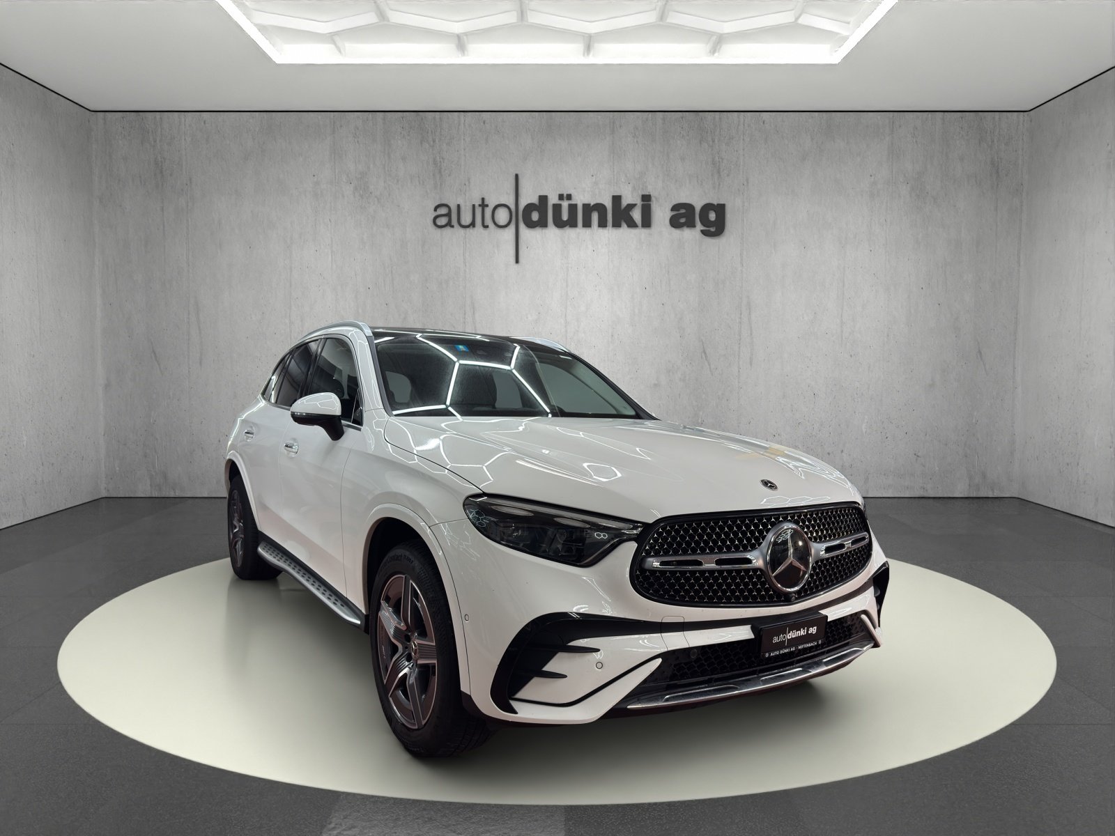 MERCEDES-BENZ GLC 300 e 4Matic 9G-Tronic, Plug-in-Hybrid Benzin/Elektro, Occasion / Gebraucht, Automatik - 6
